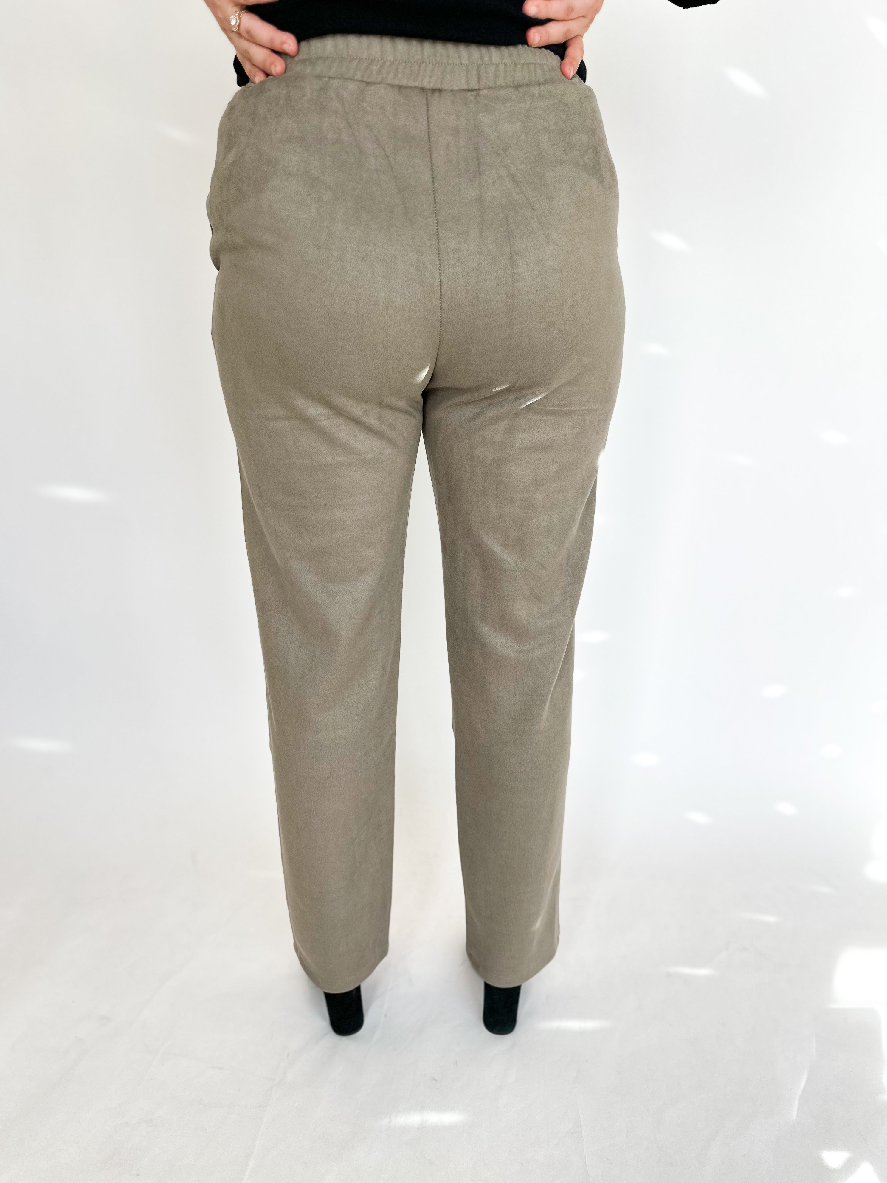 Chic Trousers - Mocha-400 Pants-ALLIE ROSE-July & June Women's Fashion Boutique Located in San Antonio, Texas