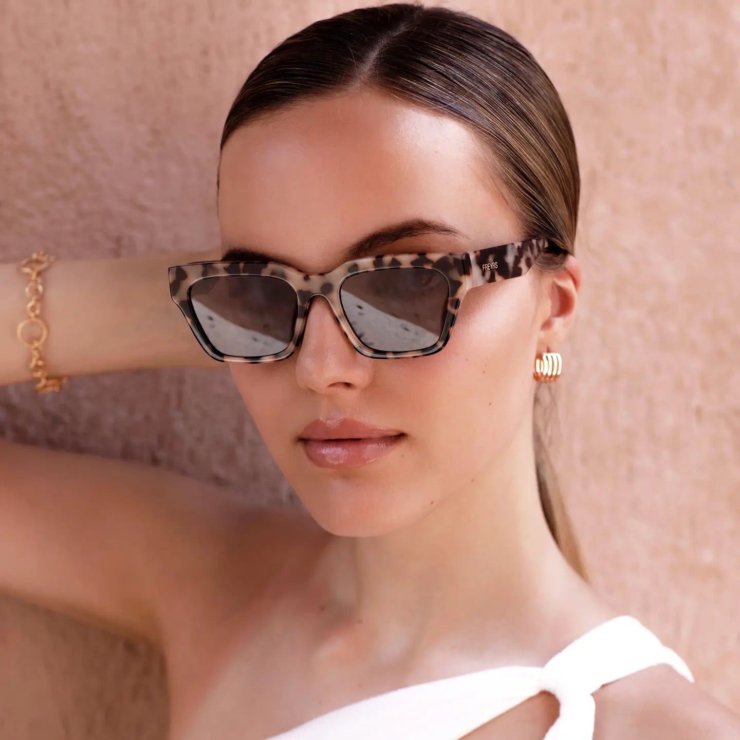 FREYRS - Hayden Acetate Unisex Rectangular Sunglasses - Milky Tortoise-130 ACCESSORIES-FREYRS-July & June Women's Fashion Boutique Located in San Antonio, Texas