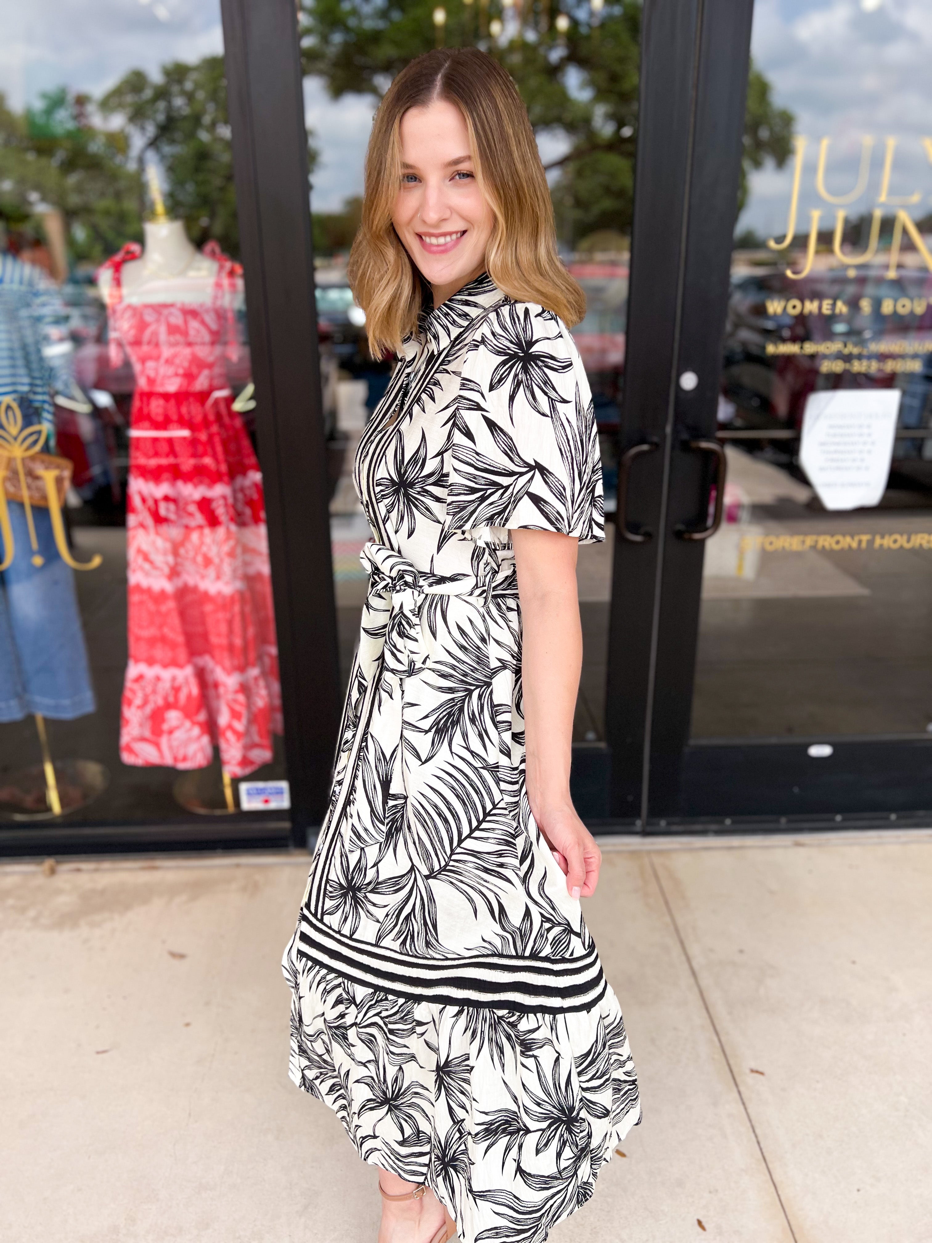 Palm City Midi Dress - Black-500 Midi-ENTRO-July & June Women's Fashion Boutique Located in San Antonio, Texas