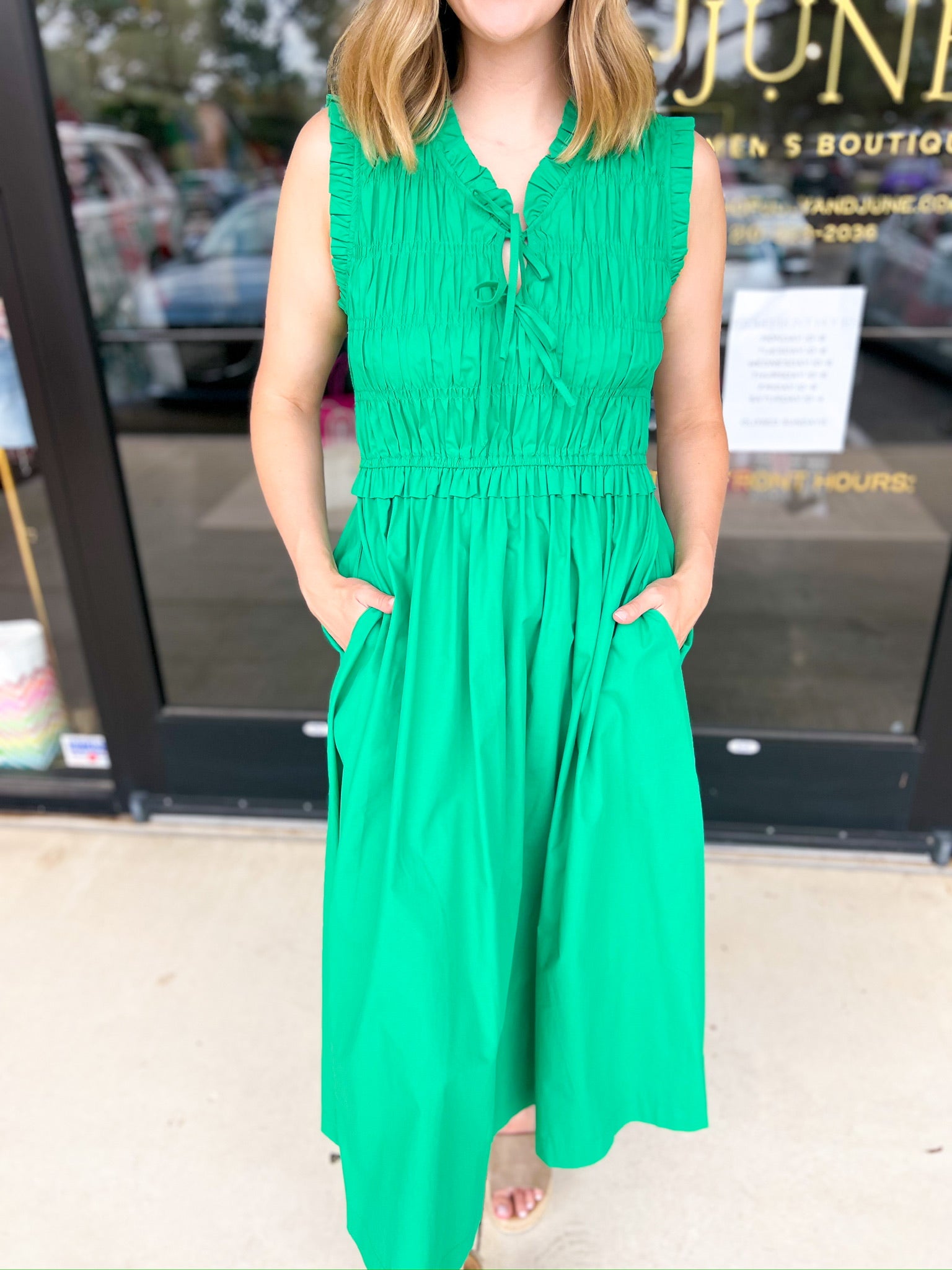 A Day To Remember Midi Dress - Kelly Green-500 Midi-PINCH-July & June Women's Fashion Boutique Located in San Antonio, Texas