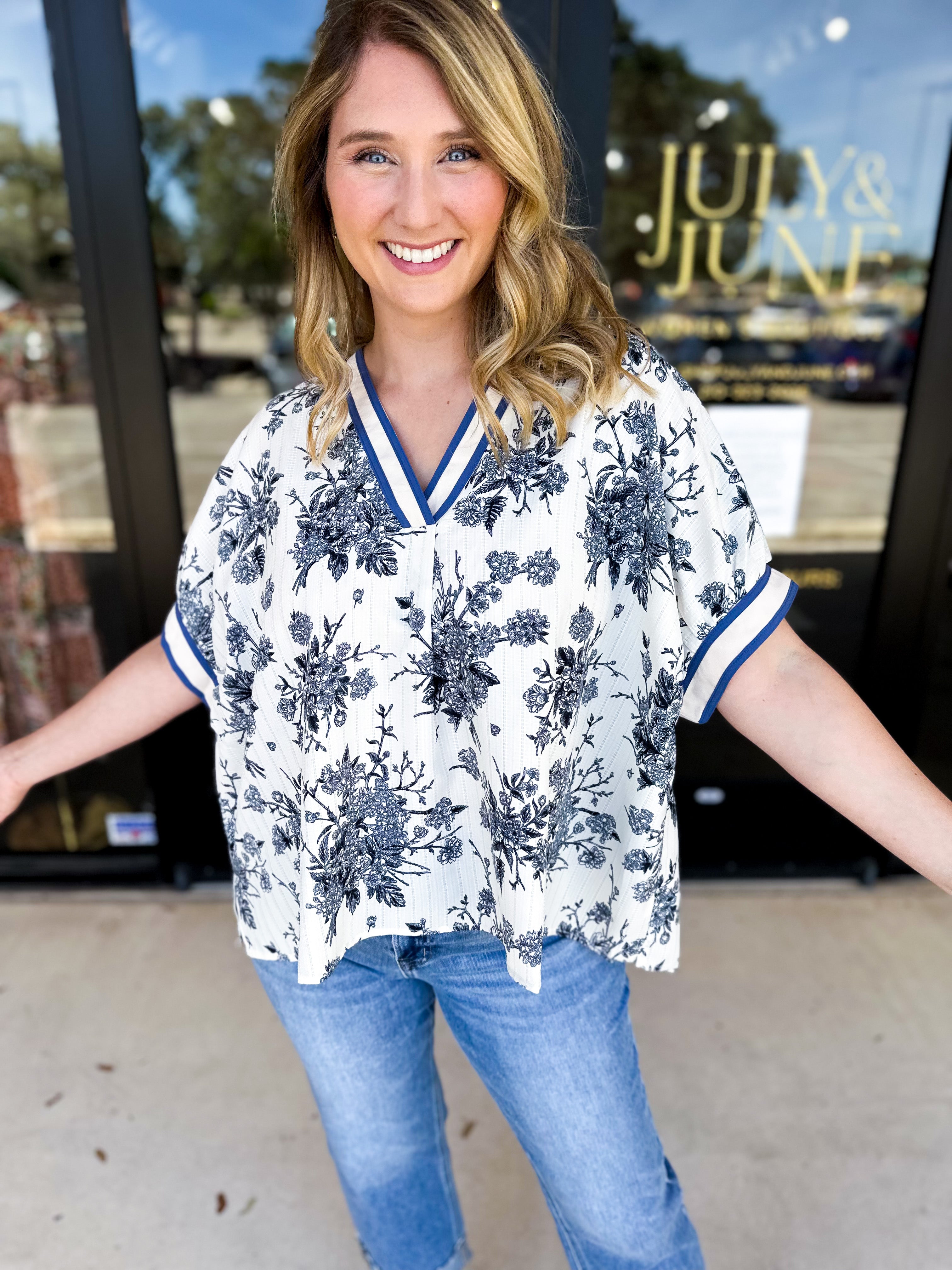 The Briar Blouse - Navy-200 Fashion Blouses-ENTRO-July & June Women's Fashion Boutique Located in San Antonio, Texas