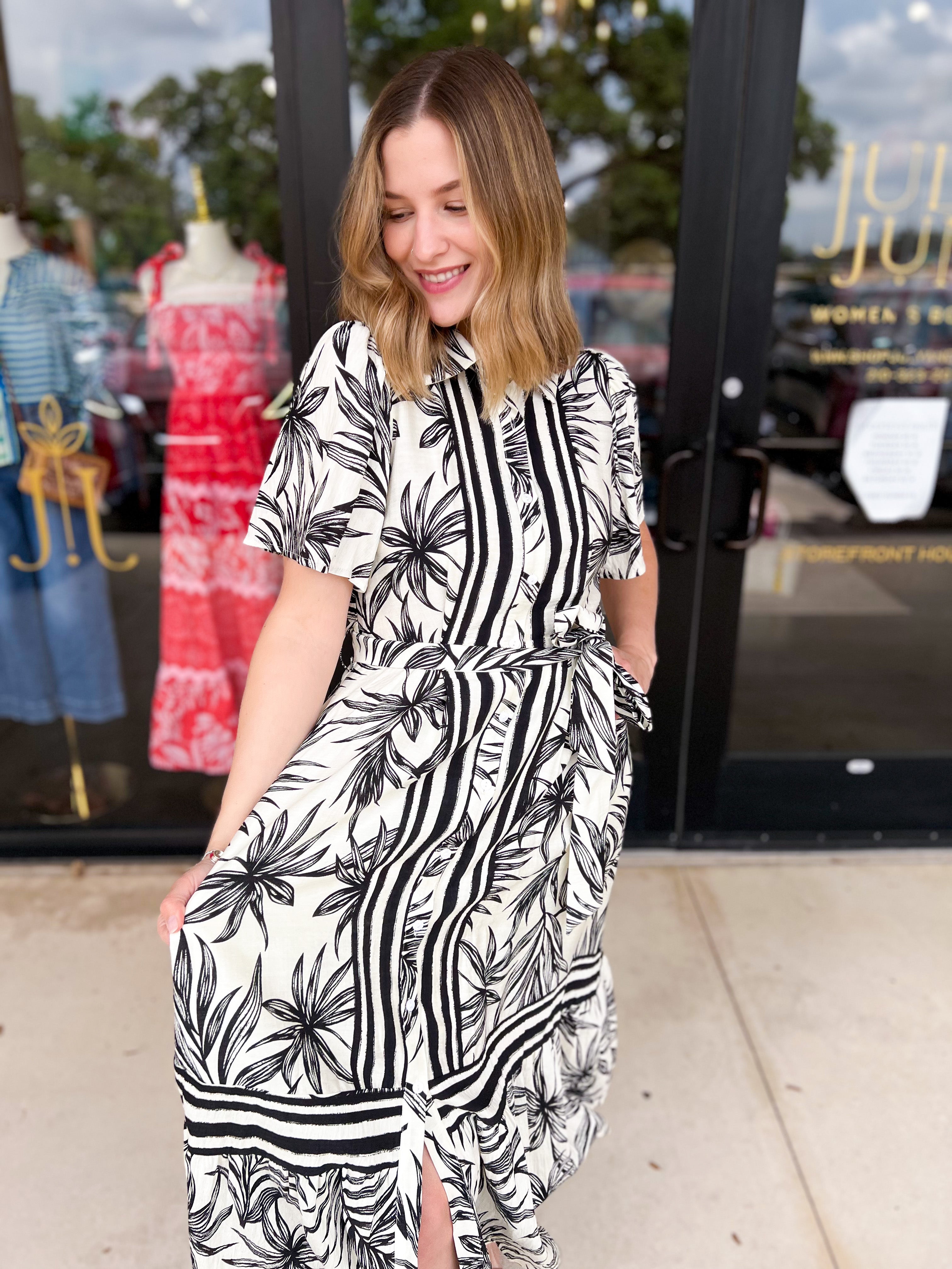 Palm City Midi Dress - Black-500 Midi-ENTRO-July & June Women's Fashion Boutique Located in San Antonio, Texas
