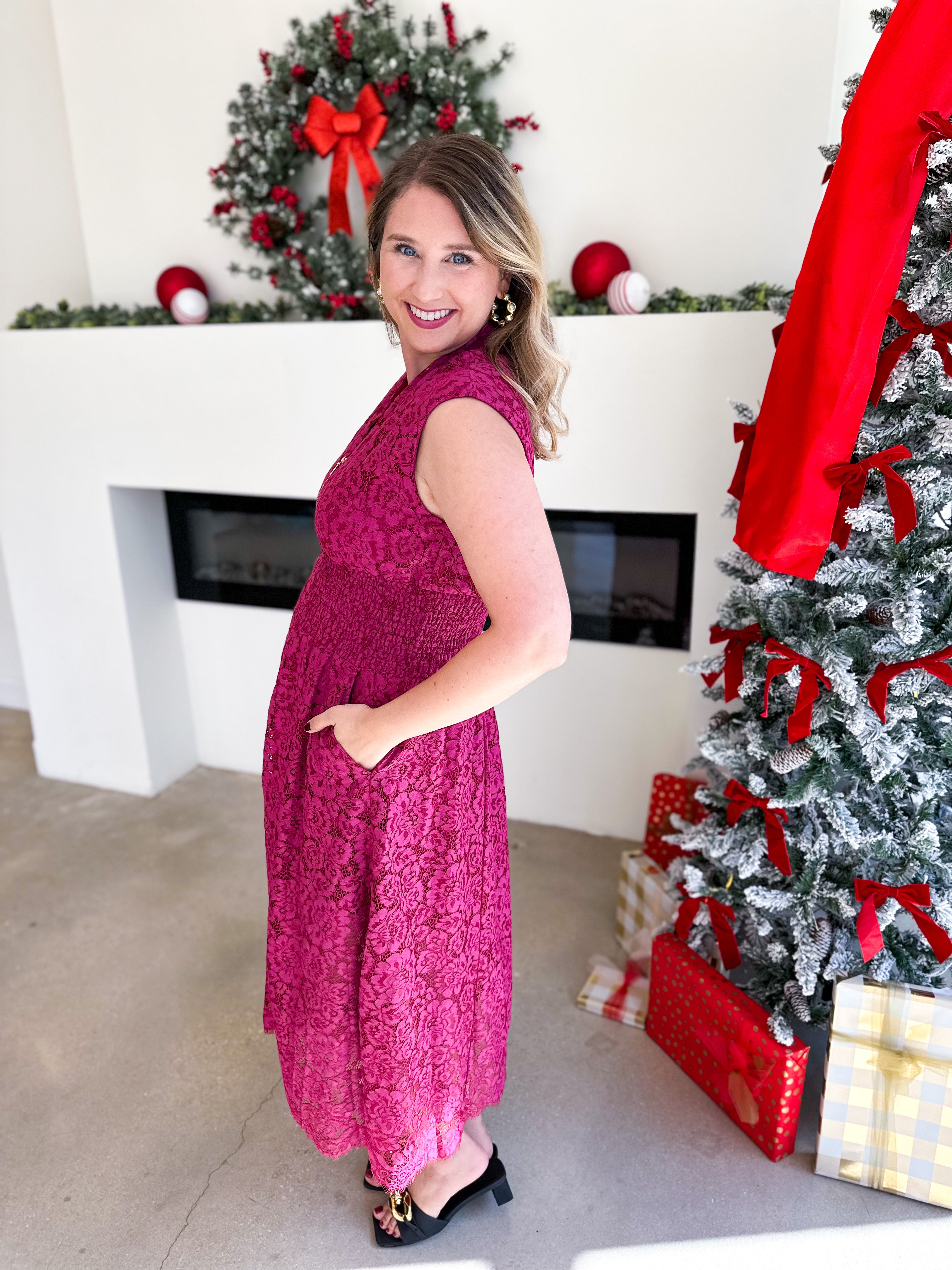 Elegant Lace Midi Dress - Merlot-500 Midi-FATE-July & June Women's Fashion Boutique Located in San Antonio, Texas
