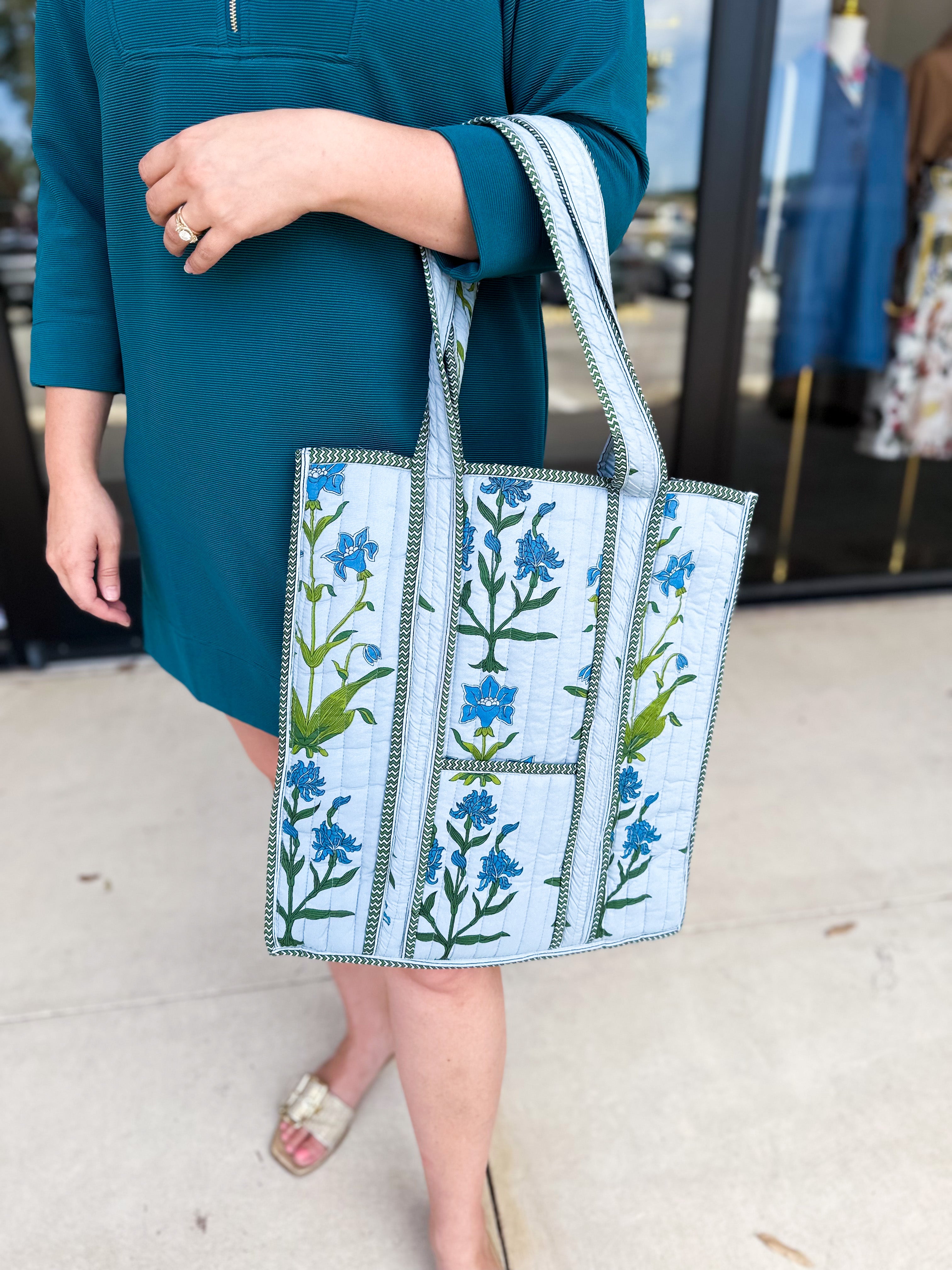 Iris Quilted Handbag-130 ACCESSORIES-HEART OF GRACE-July & June Women's Fashion Boutique Located in San Antonio, Texas