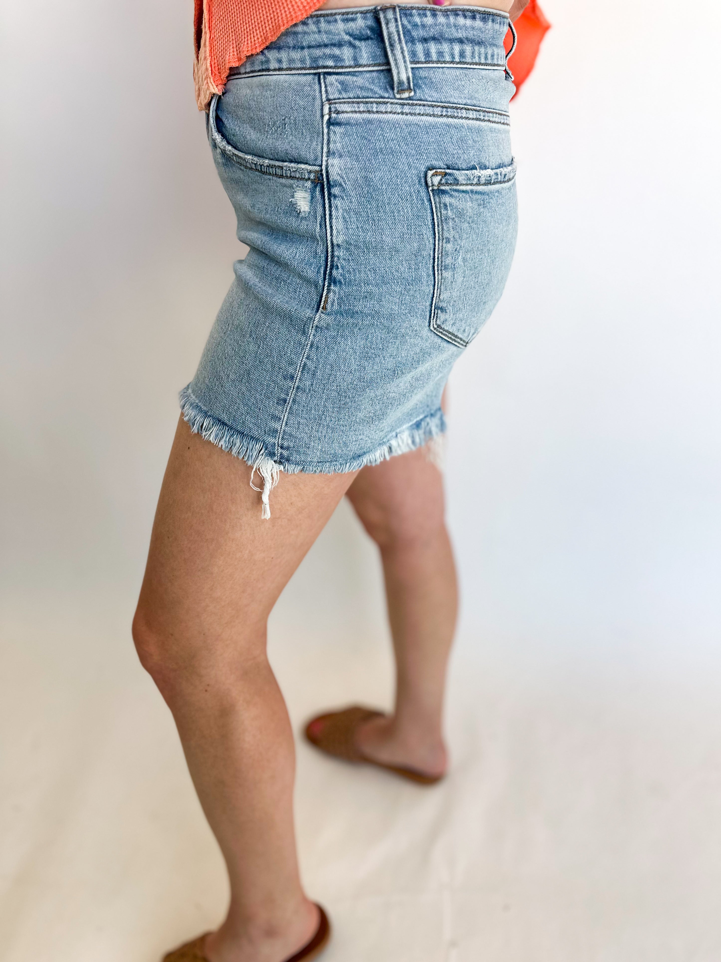 Vervet High Rise Light Wash Mom Jean Shorts-410 Shorts/Skirts-VEVERT BY FLYING MONKEY-July & June Women's Fashion Boutique Located in San Antonio, Texas