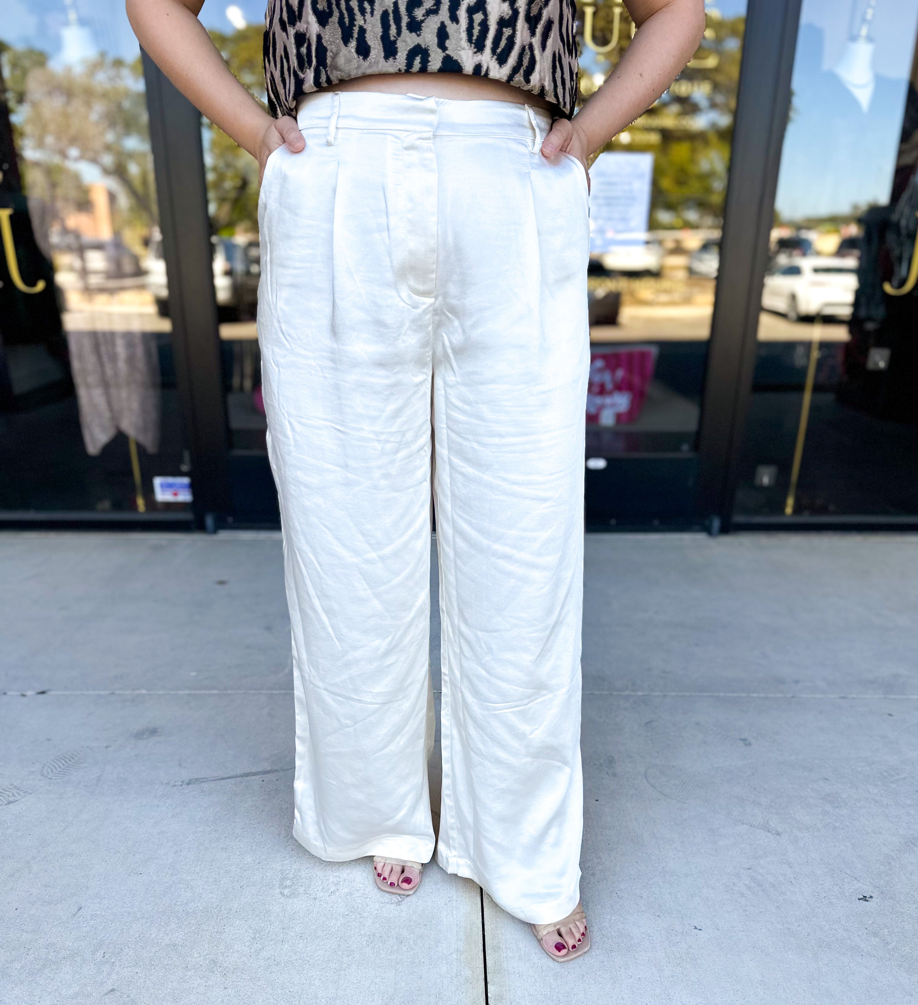 Chic Stain Trouser Pant - Cream-400 Pants-SKIES ARE BLUE-July & June Women's Fashion Boutique Located in San Antonio, Texas