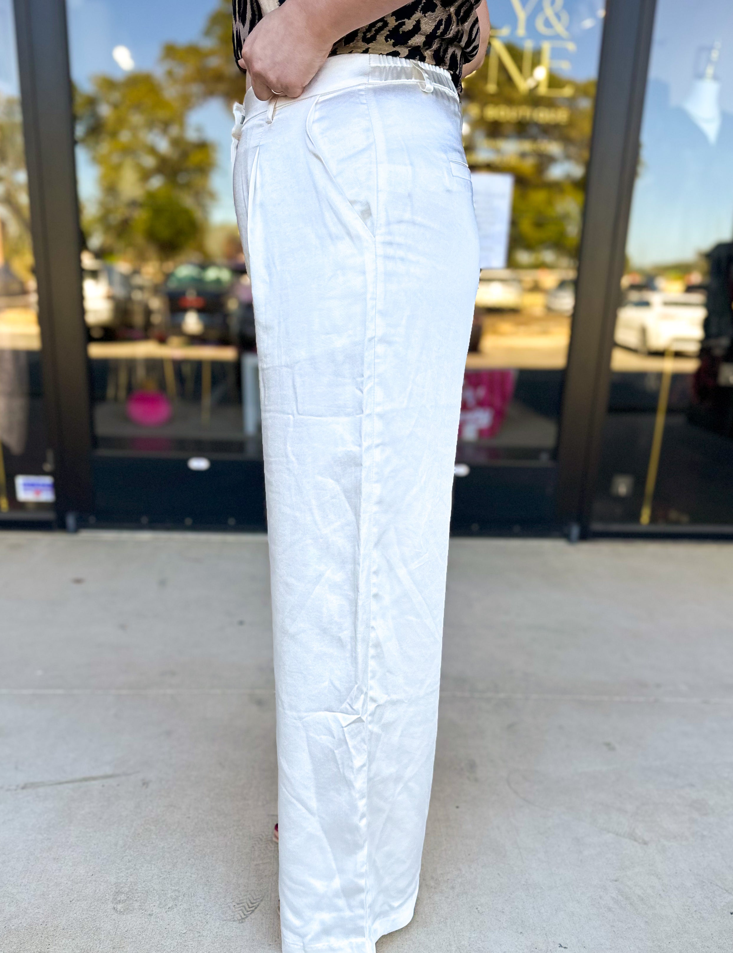 Chic Stain Trouser Pant - Cream-400 Pants-SKIES ARE BLUE-July & June Women's Fashion Boutique Located in San Antonio, Texas