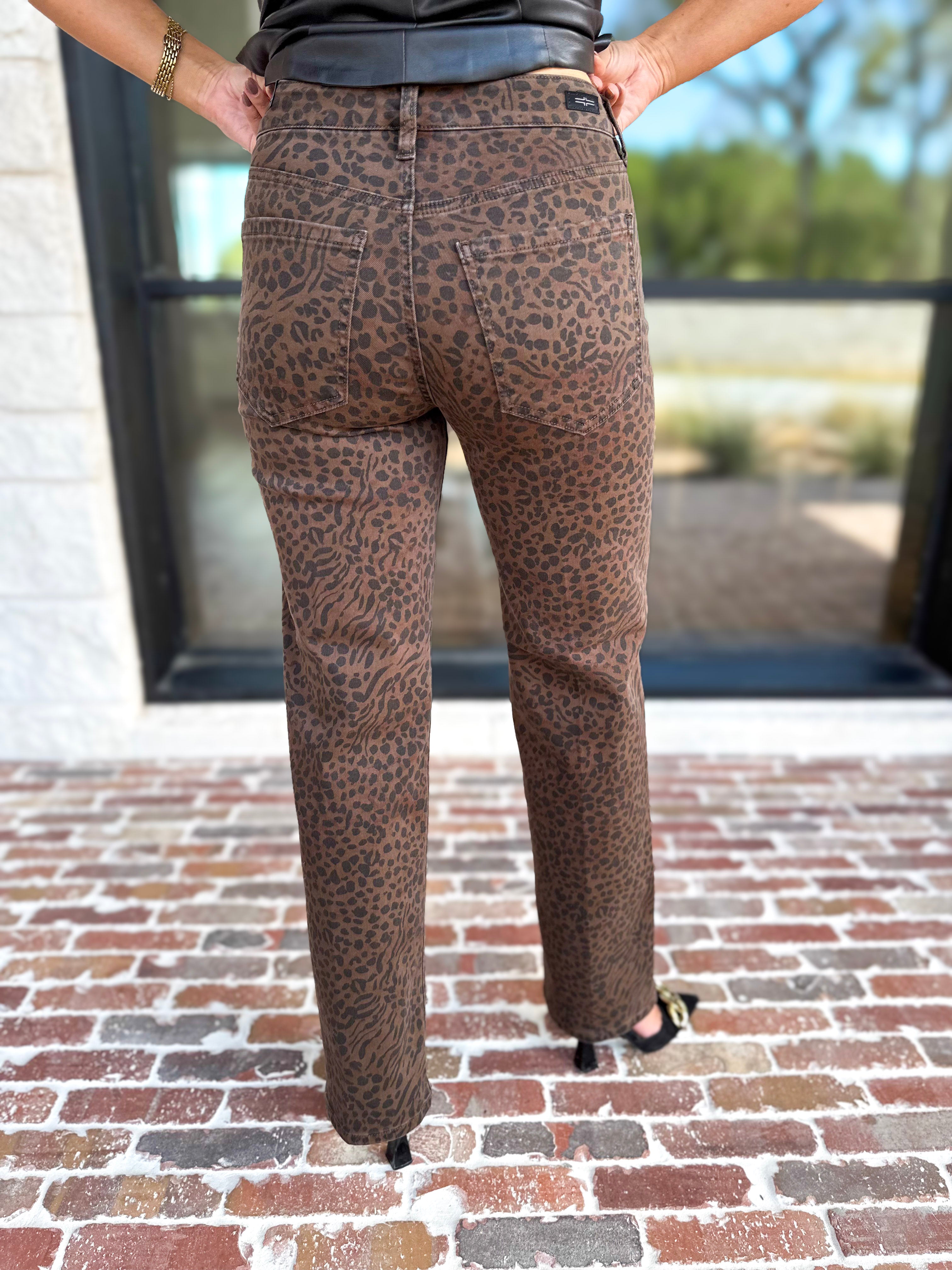 Liverpool - Cheetah Print Straight Leg Jeans-420 Denim-LIVERPOOL JEANS COMPANY-July & June Women's Fashion Boutique Located in San Antonio, Texas