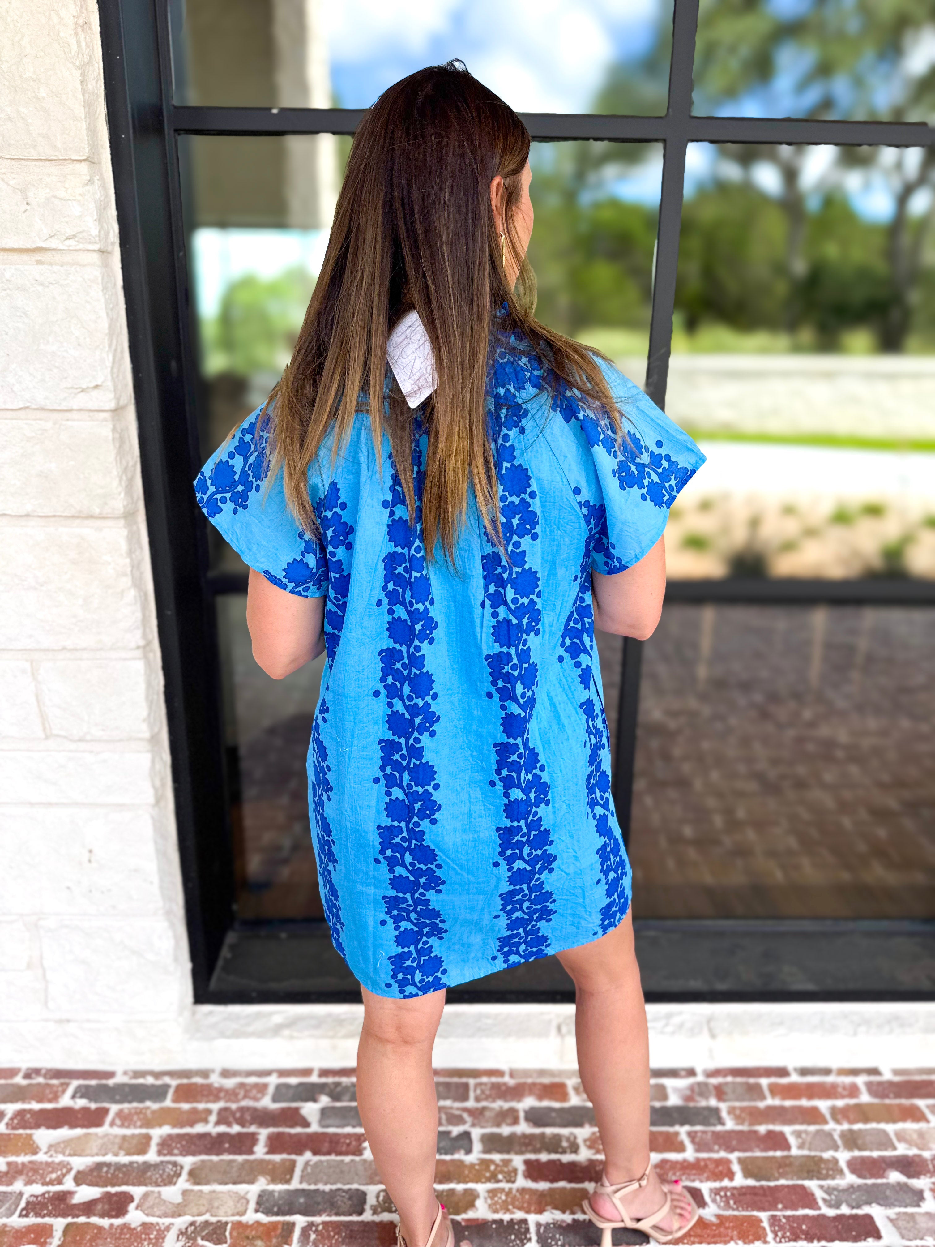 THML - Bold Floral Shift Mini Dress - Blue-510 Mini-THML-July & June Women's Fashion Boutique Located in San Antonio, Texas