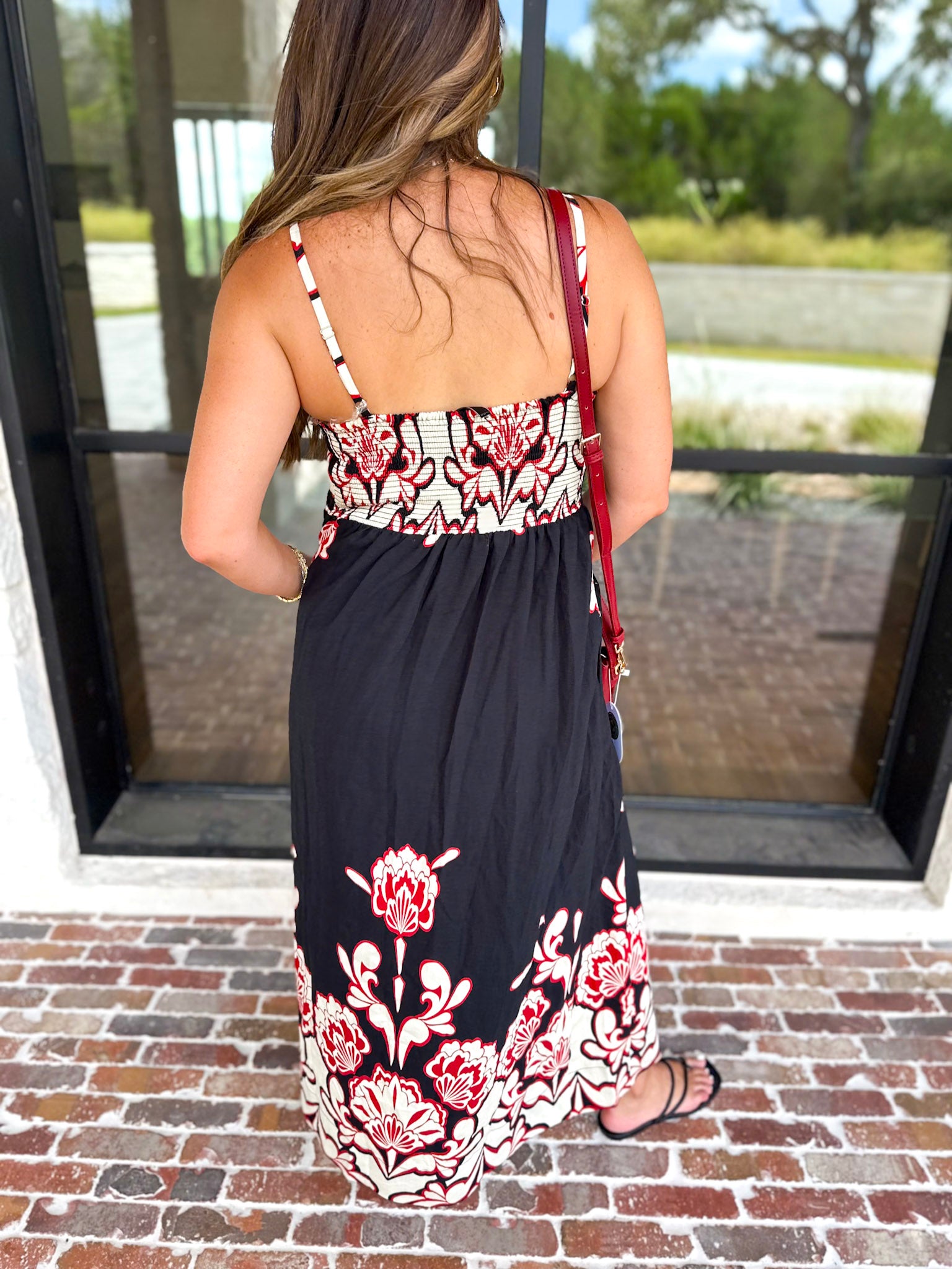 Floral Pleated Midi Dress - Black-500 Midi-ENTRO-July & June Women's Fashion Boutique Located in San Antonio, Texas