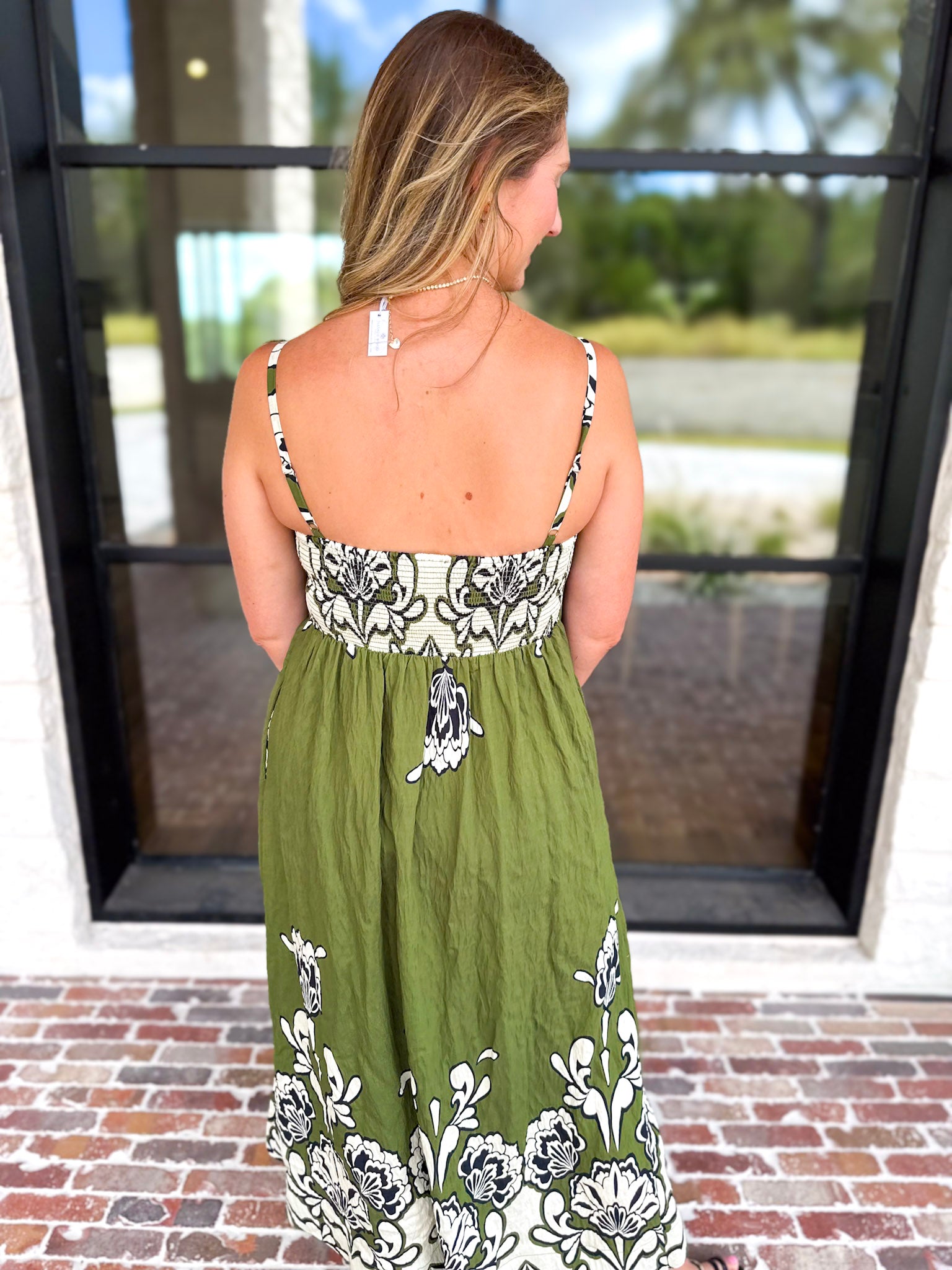 Floral Pleated Midi Dress - Moss Green-500 Midi-ENTRO-July & June Women's Fashion Boutique Located in San Antonio, Texas