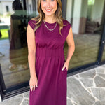 Polished Pin-Tuck Midi Dress - Burgundy-500 Midi-ENTRO-July & June Women's Fashion Boutique Located in San Antonio, Texas
