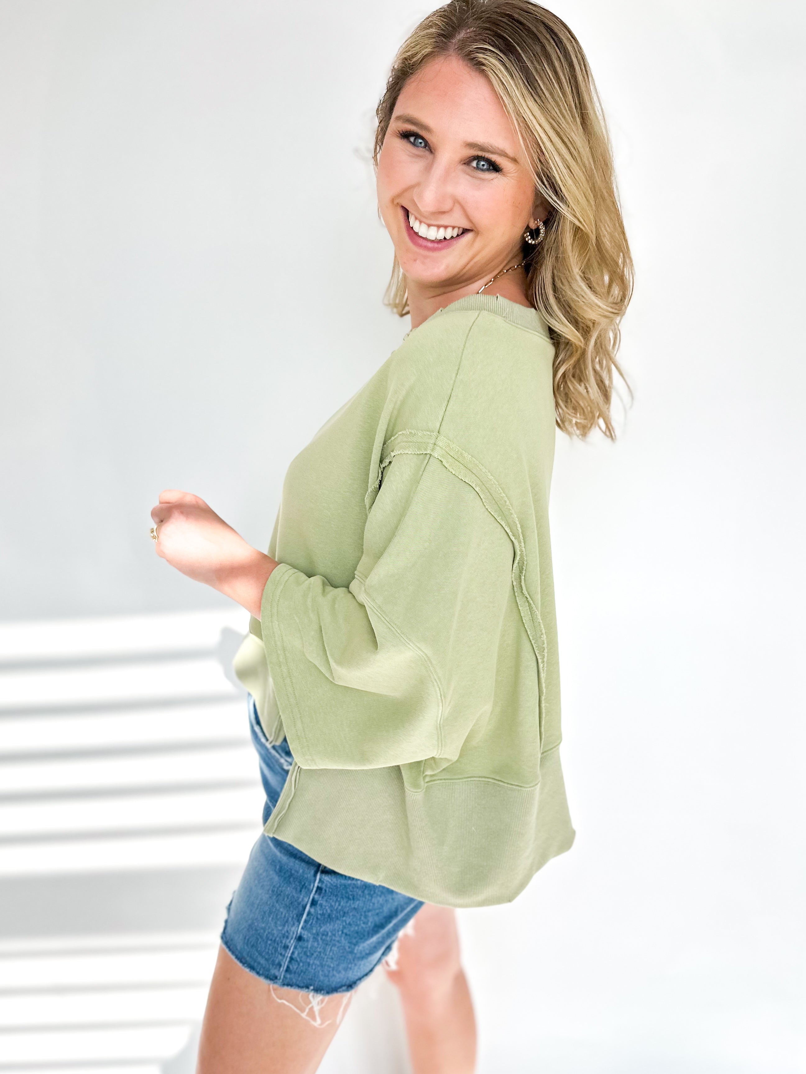 The Ellie Tee - Olive-210 Casual Blouses-FANTASTIC FAWN-July & June Women's Fashion Boutique Located in San Antonio, Texas