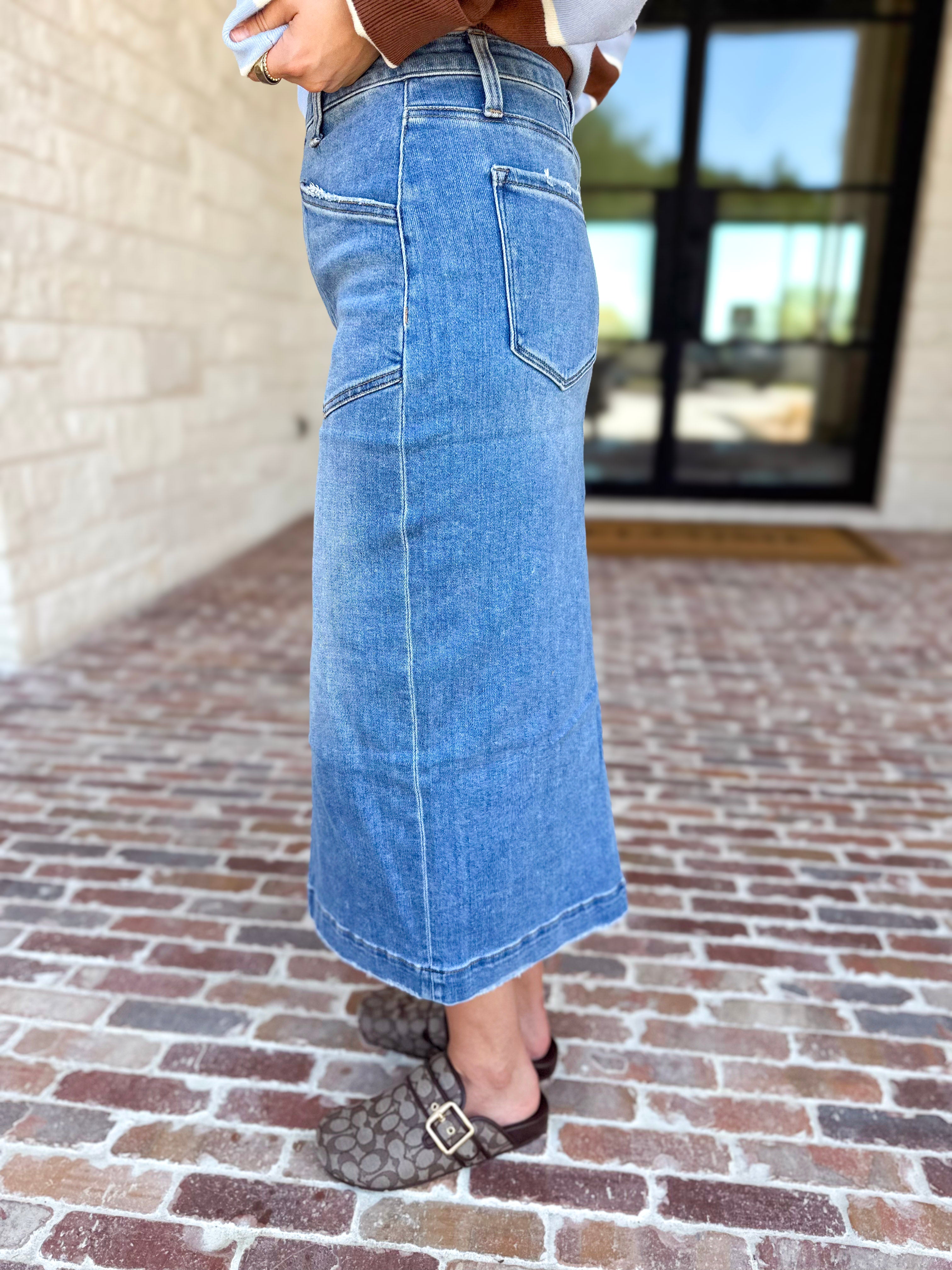 Vervet - Patch Pocket Denim Midi Skirt-410 Shorts/Skirts-VEVERT BY FLYING MONKEY-July & June Women's Fashion Boutique Located in San Antonio, Texas