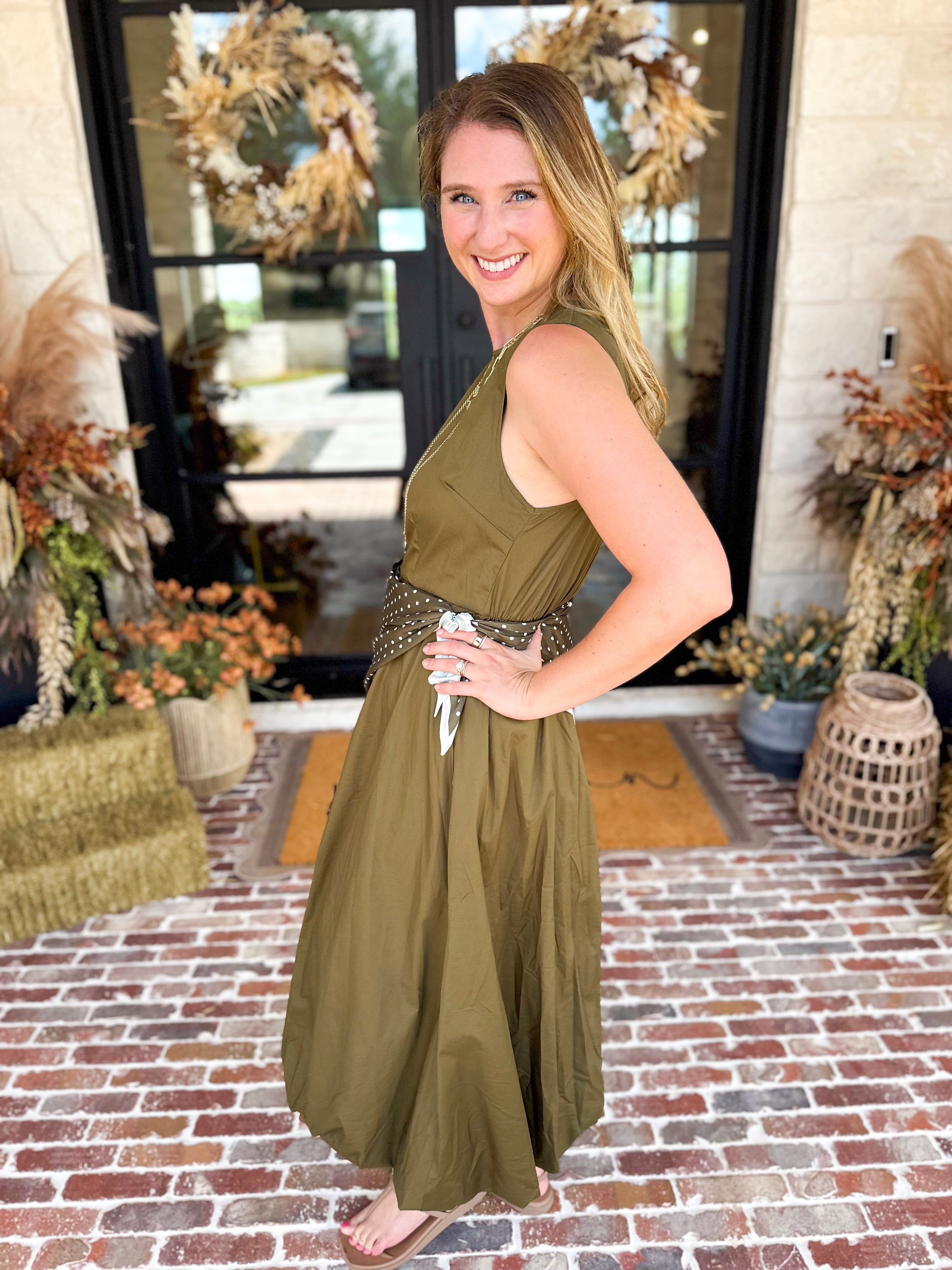 Euro Chic Bubble Midi Dress-500 Midi-ENTRO-July & June Women's Fashion Boutique Located in San Antonio, Texas