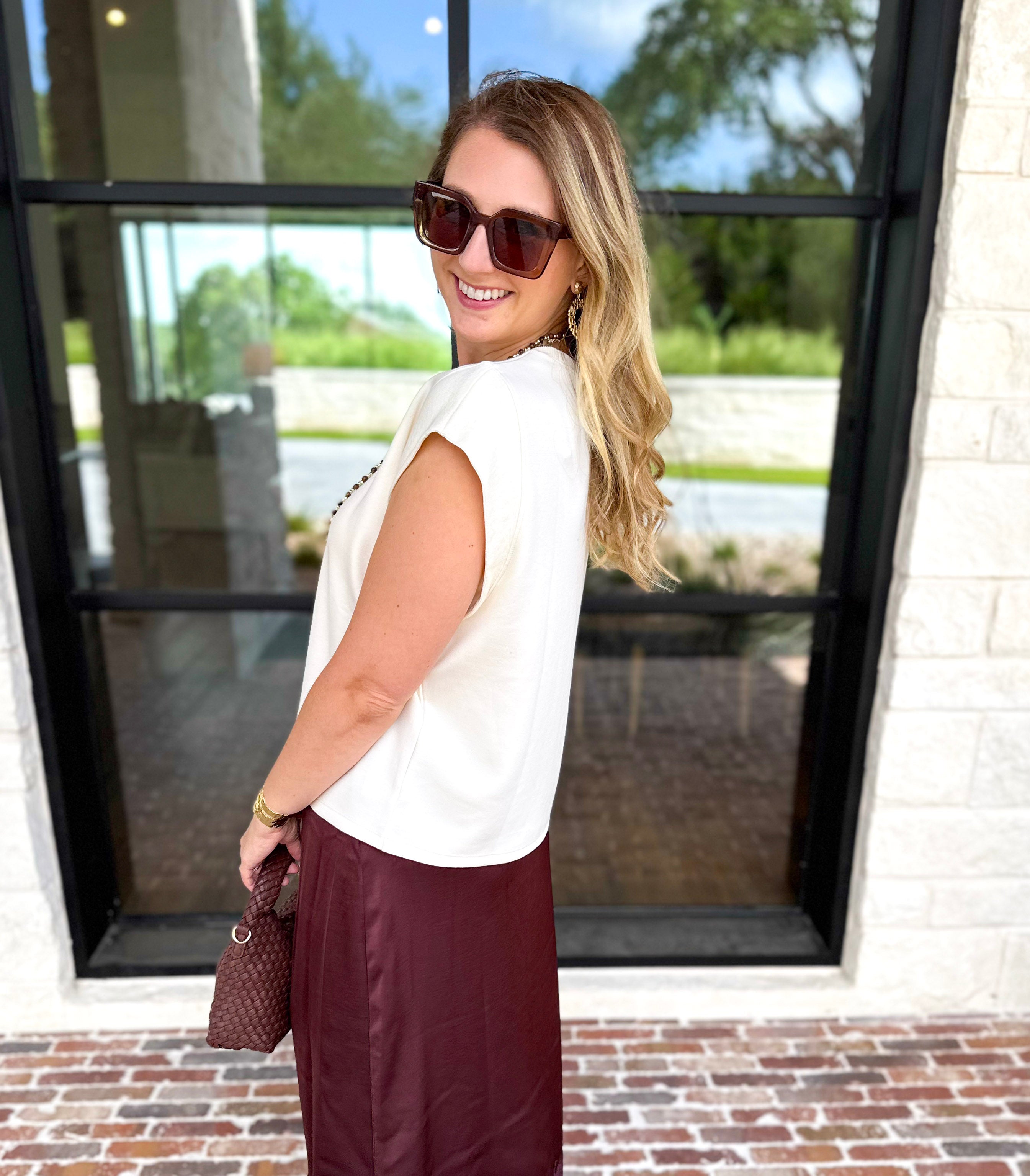 Chic Essentials Top - Cream-210 Casual Blouses-ENTRO-July & June Women's Fashion Boutique Located in San Antonio, Texas