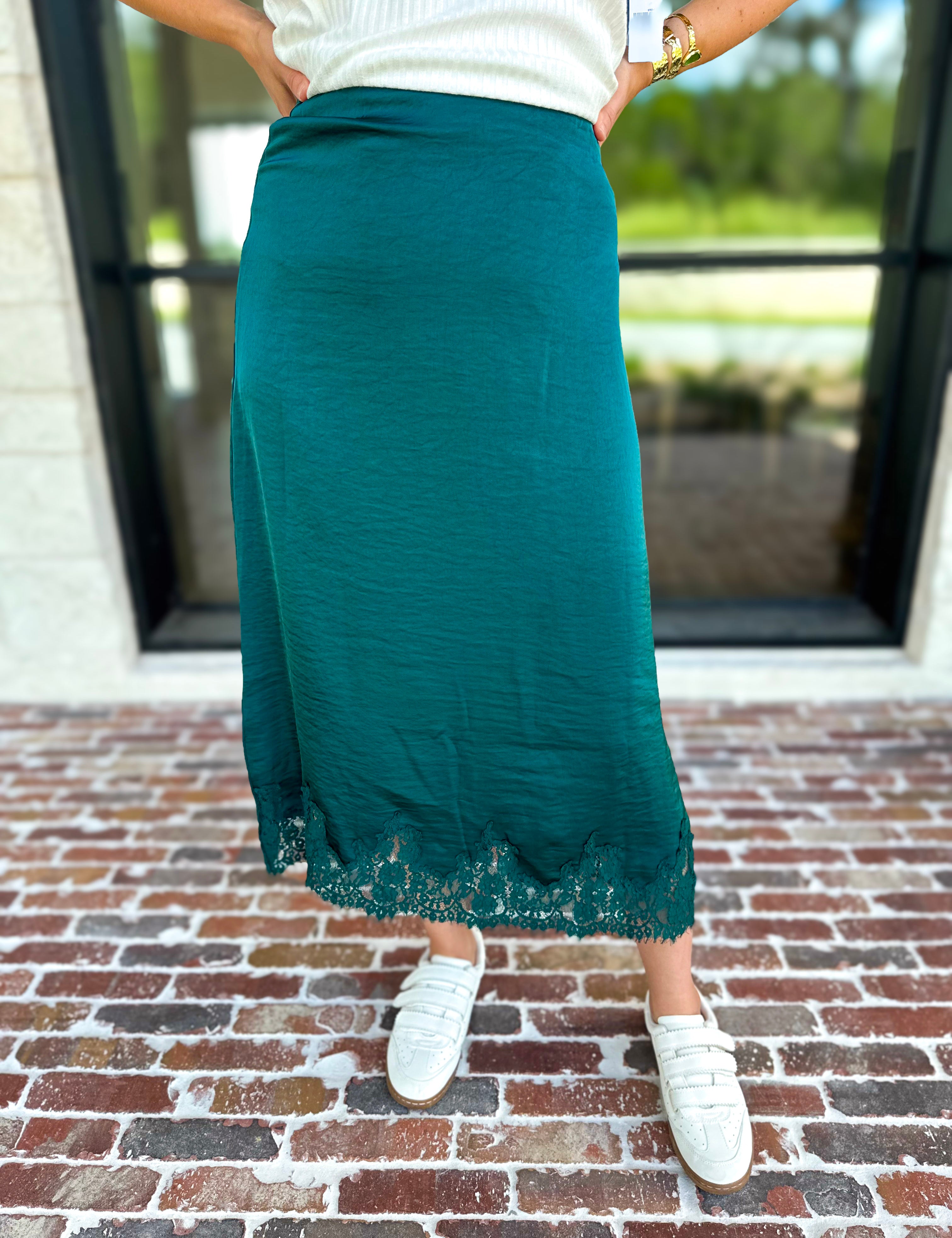 Fall Must Have Midi Skirt - Hunter Green-410 Shorts/Skirts-ENTRO-July & June Women's Fashion Boutique Located in San Antonio, Texas