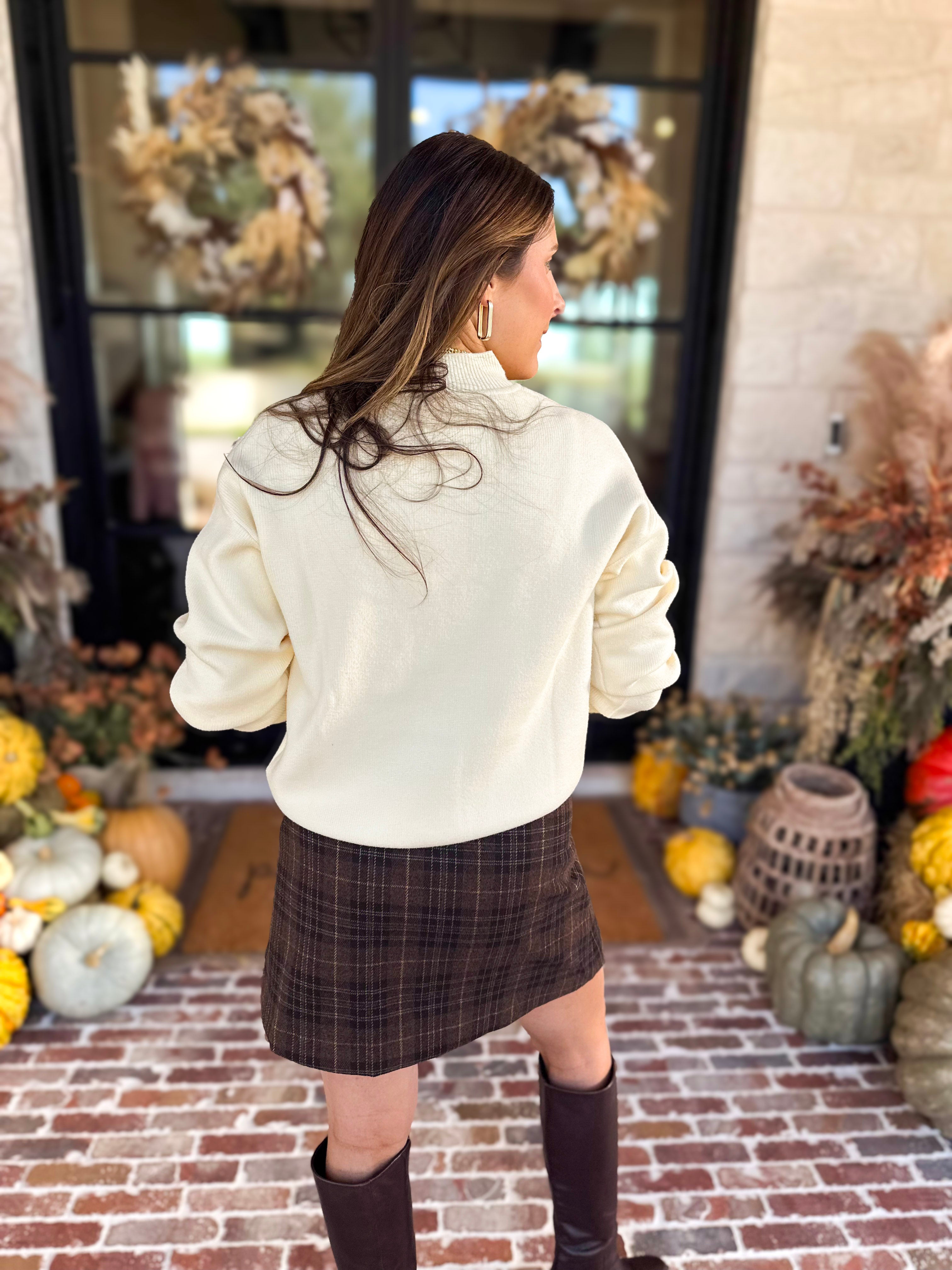 The Daily Mock Neck Sweater - Vanilla Cream-230 Sweaters/Cardis-SKIES ARE BLUE-July & June Women's Fashion Boutique Located in San Antonio, Texas