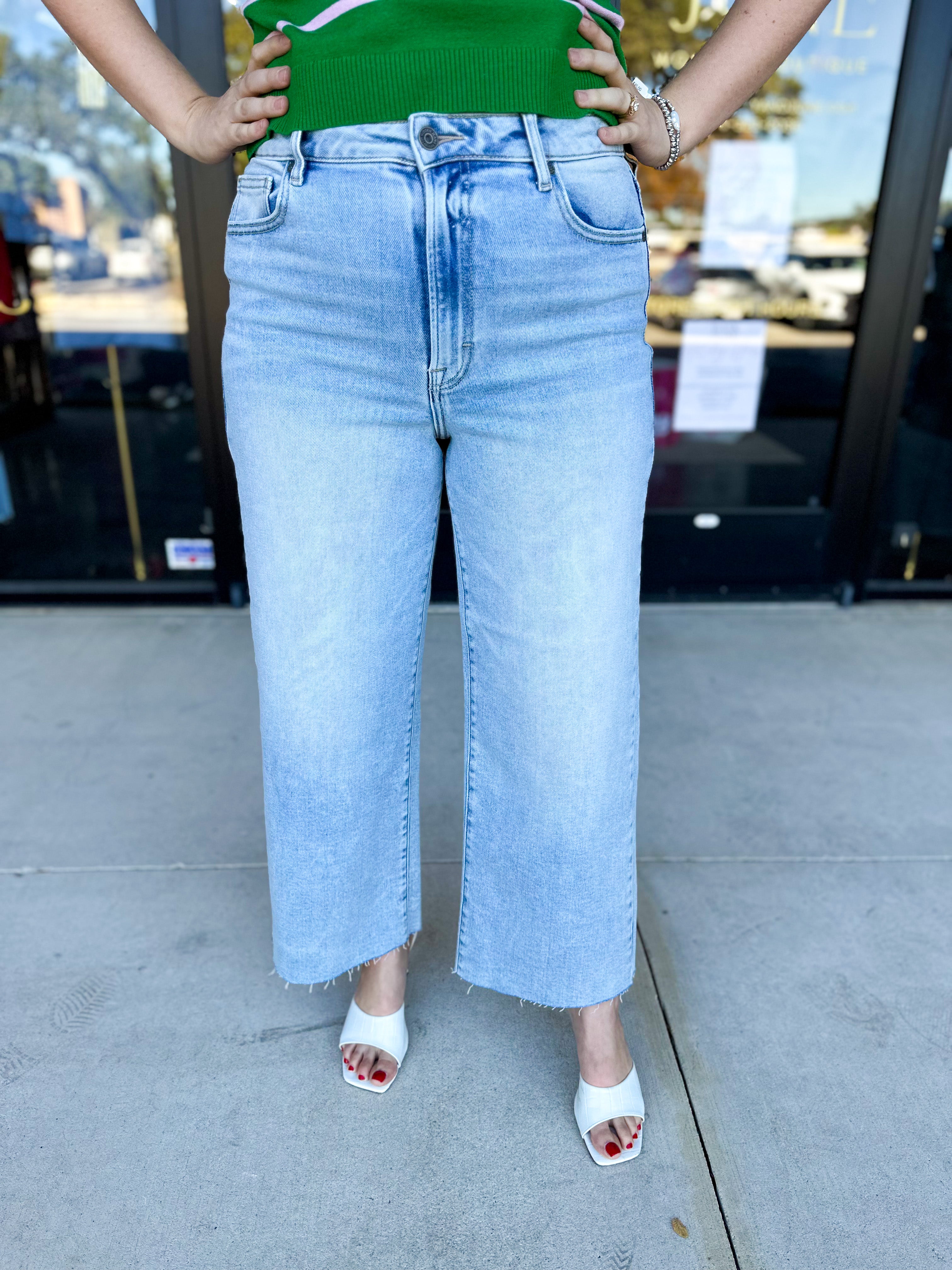 Hidden Jeans - Lightwash High Rise Jeans-400 Pants-HIDDEN JEANS-July & June Women's Fashion Boutique Located in San Antonio, Texas