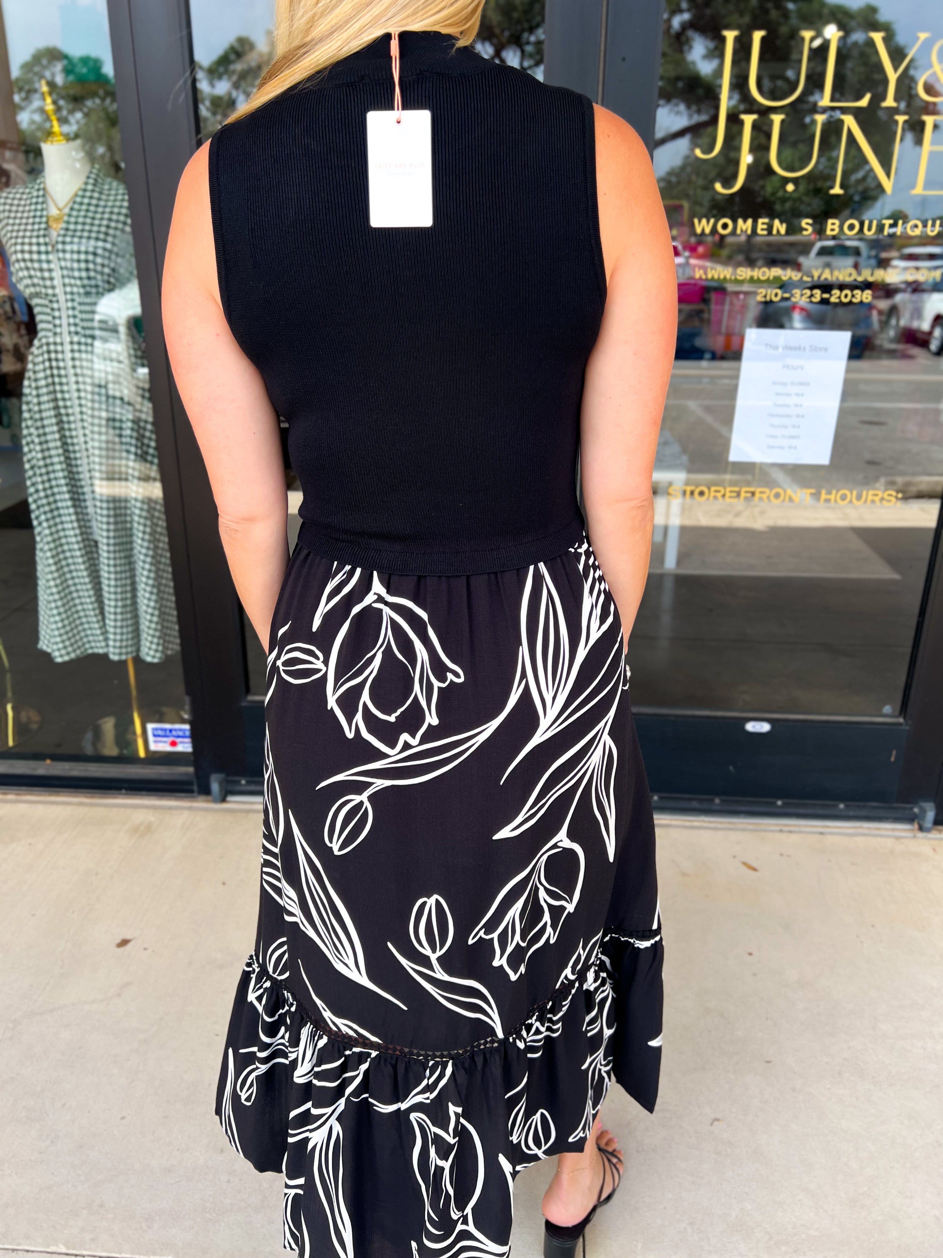 Black & White Abstract Floral Midi Dress-500 Midi-SKIES ARE BLUE-July & June Women's Fashion Boutique Located in San Antonio, Texas