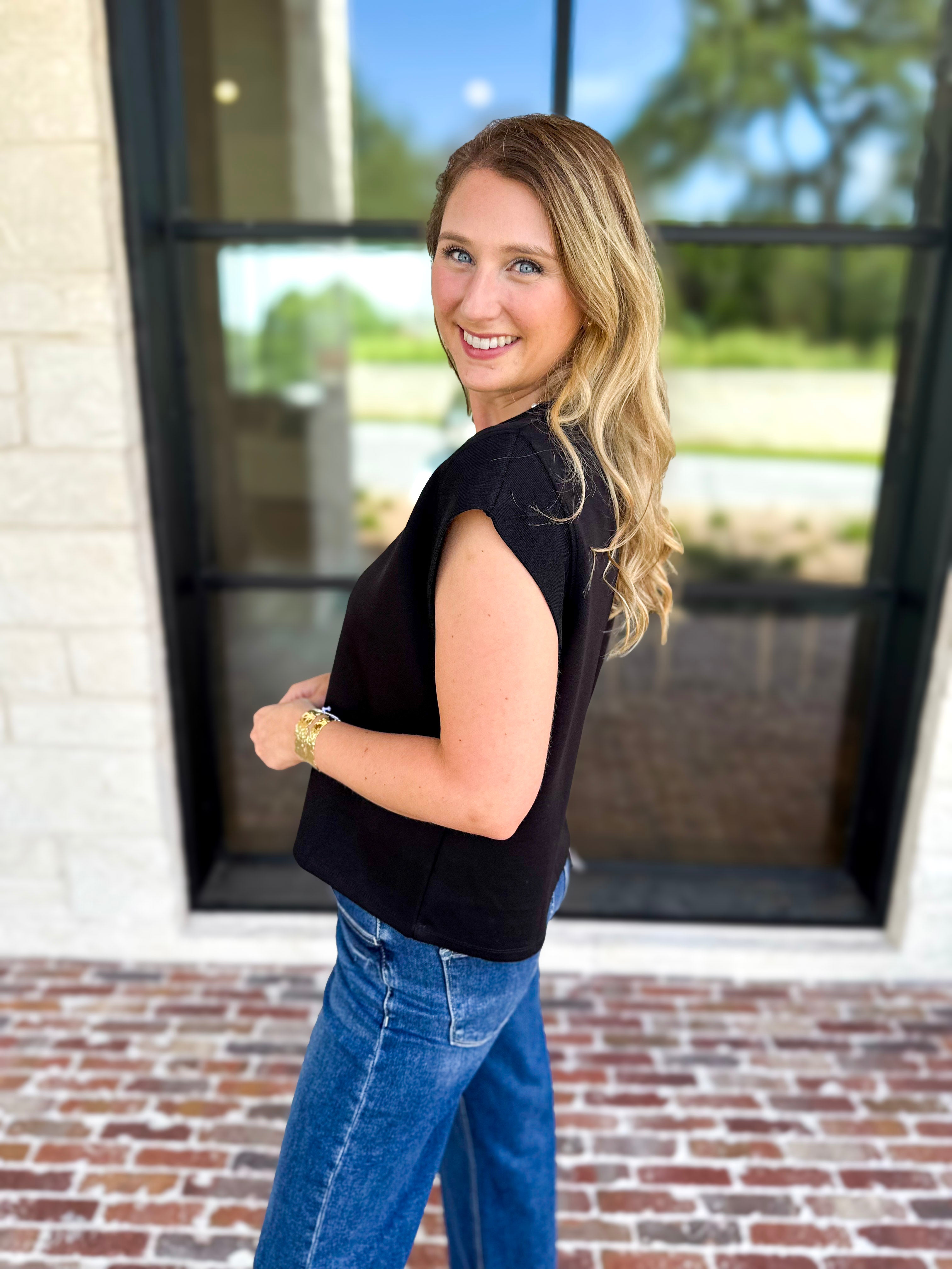 Chic Essentials Top - Black-210 Casual Blouses-ENTRO-July & June Women's Fashion Boutique Located in San Antonio, Texas