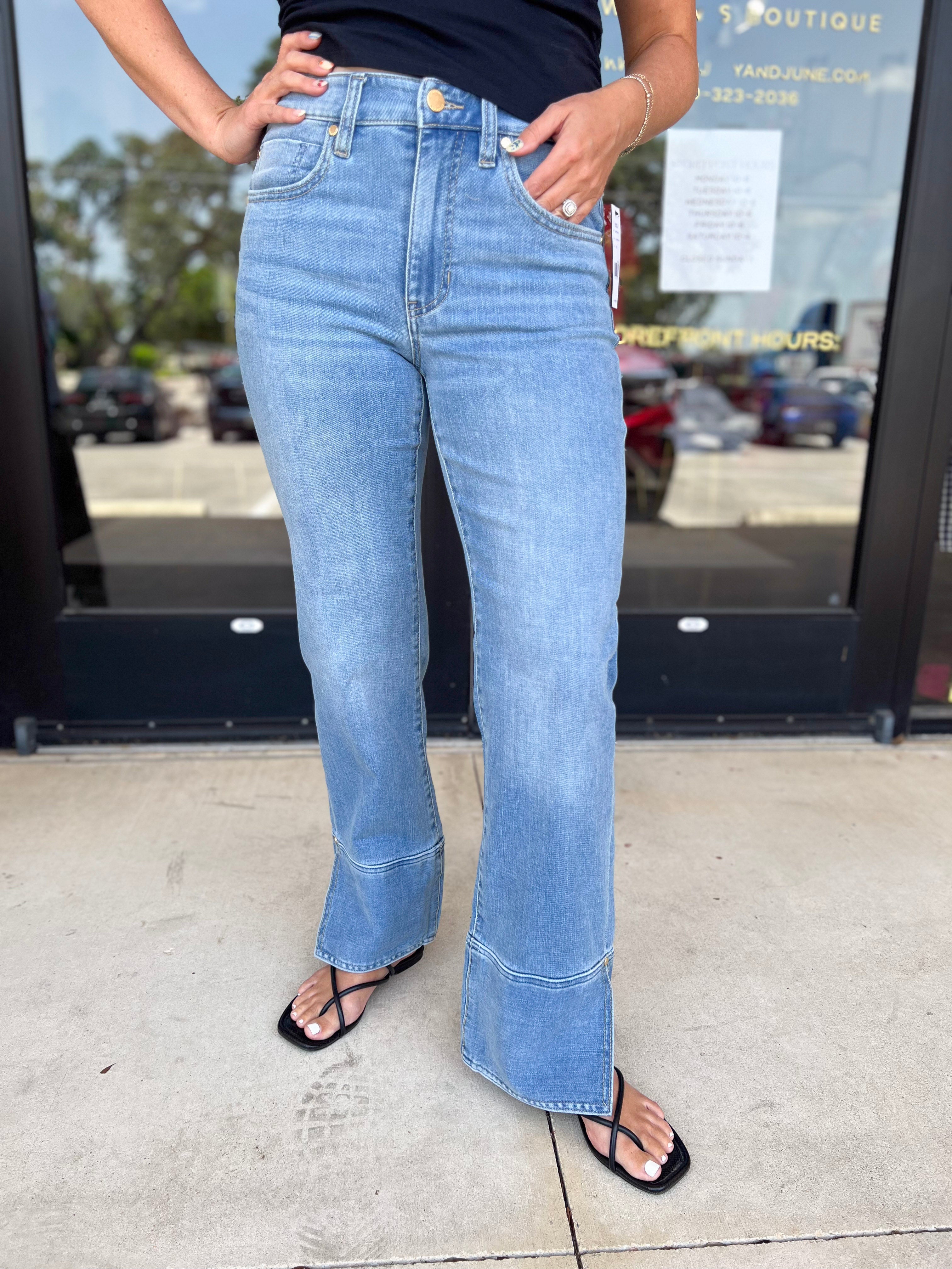 Liverpool - Kennedy Side Slit Straight Leg Jeans-420 Denim-LIVERPOOL JEANS COMPANY-July & June Women's Fashion Boutique Located in San Antonio, Texas