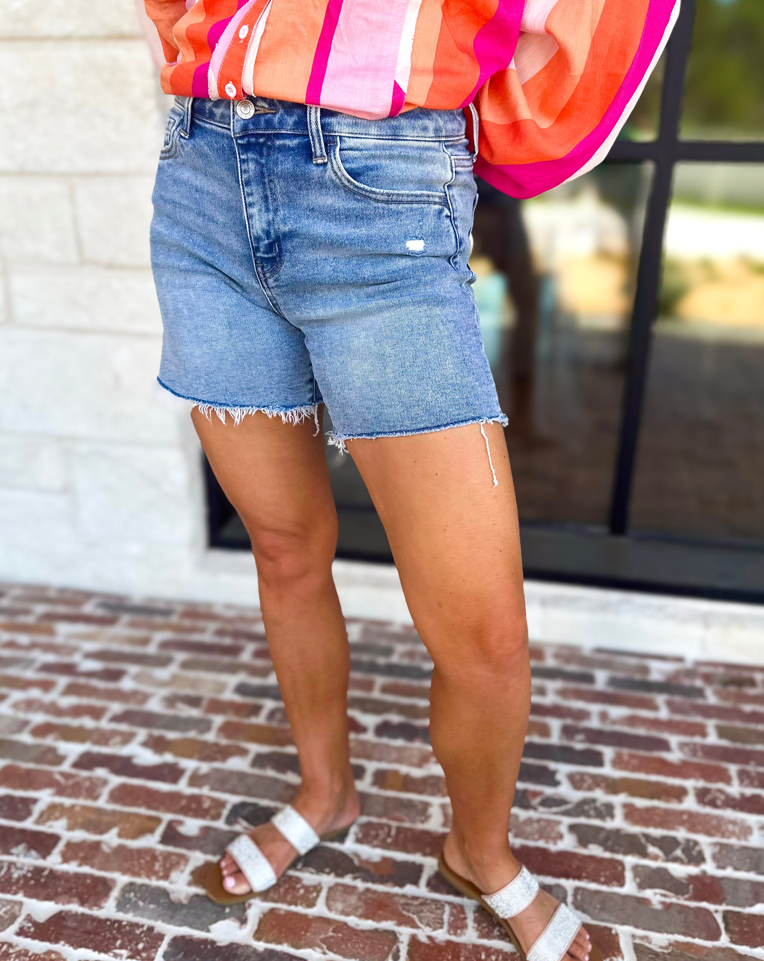 Vervet - High Rise Midi Medium Wash Short-400 Pants-VEVERT BY FLYING MONKEY-July & June Women's Fashion Boutique Located in San Antonio, Texas