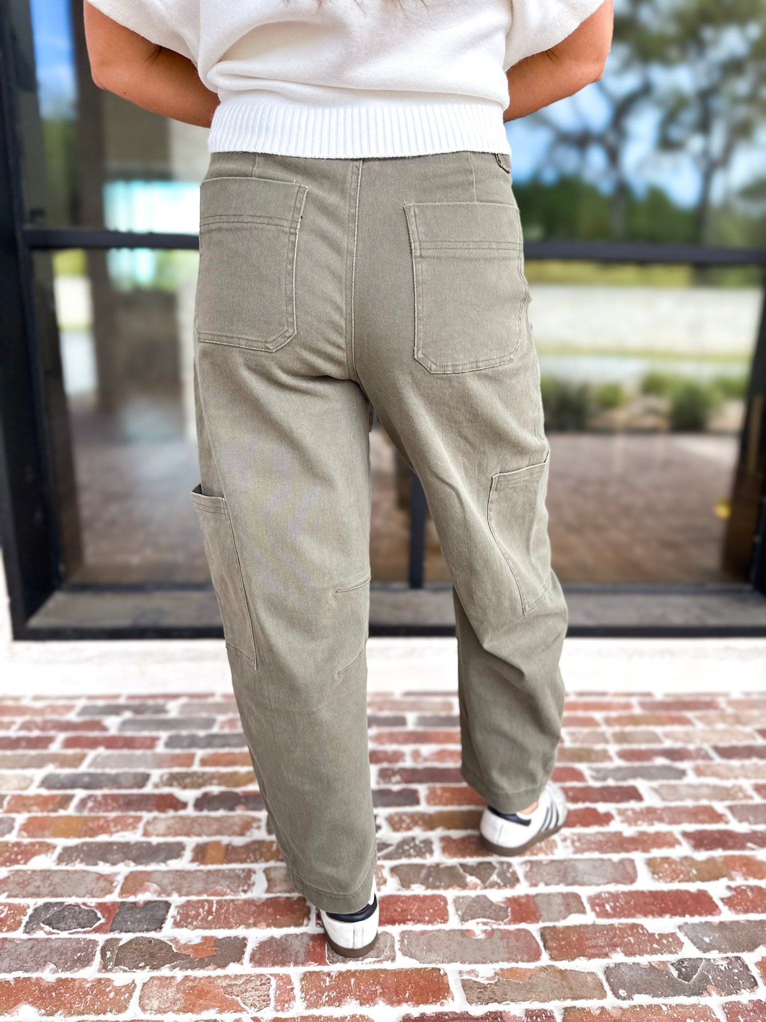 The Cruiser Relaxed Barrel Jeans-400 Pants-ENTRO-July & June Women's Fashion Boutique Located in San Antonio, Texas