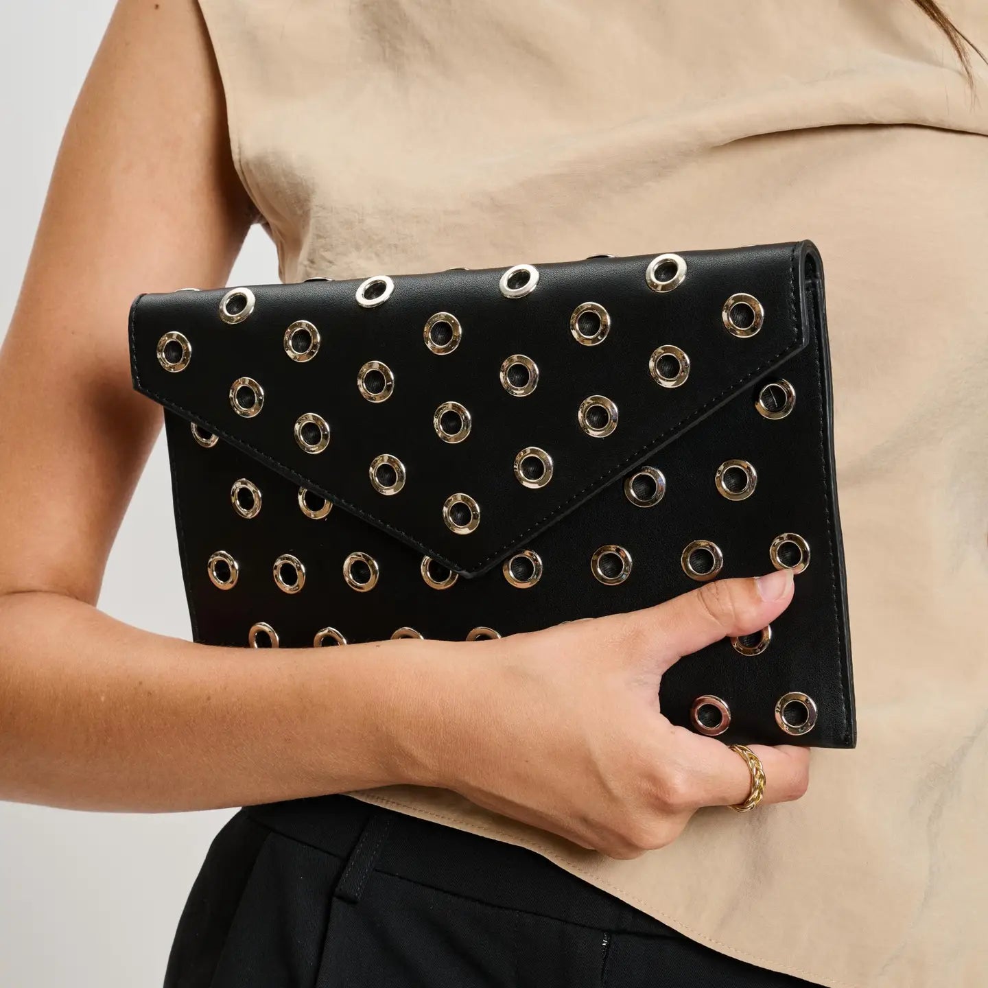 Ramona Gromet Crossbody Bag - Black-130 ACCESSORIES-Moda Luxe-July & June Women's Fashion Boutique Located in San Antonio, Texas