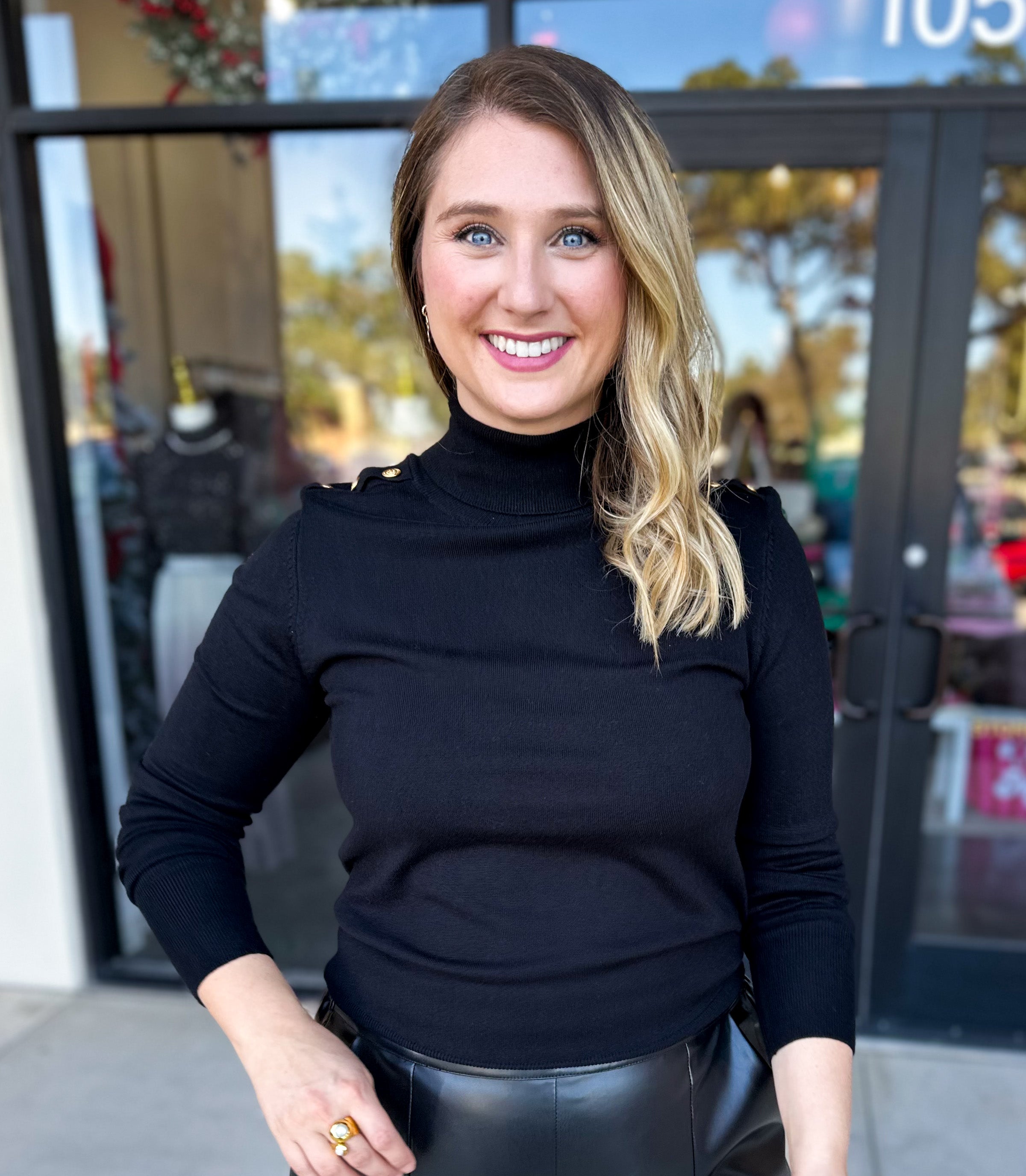 Classic Turtleneck Sweater Top - Black-230 Sweaters/Cardis-SKIES ARE BLUE-July & June Women's Fashion Boutique Located in San Antonio, Texas