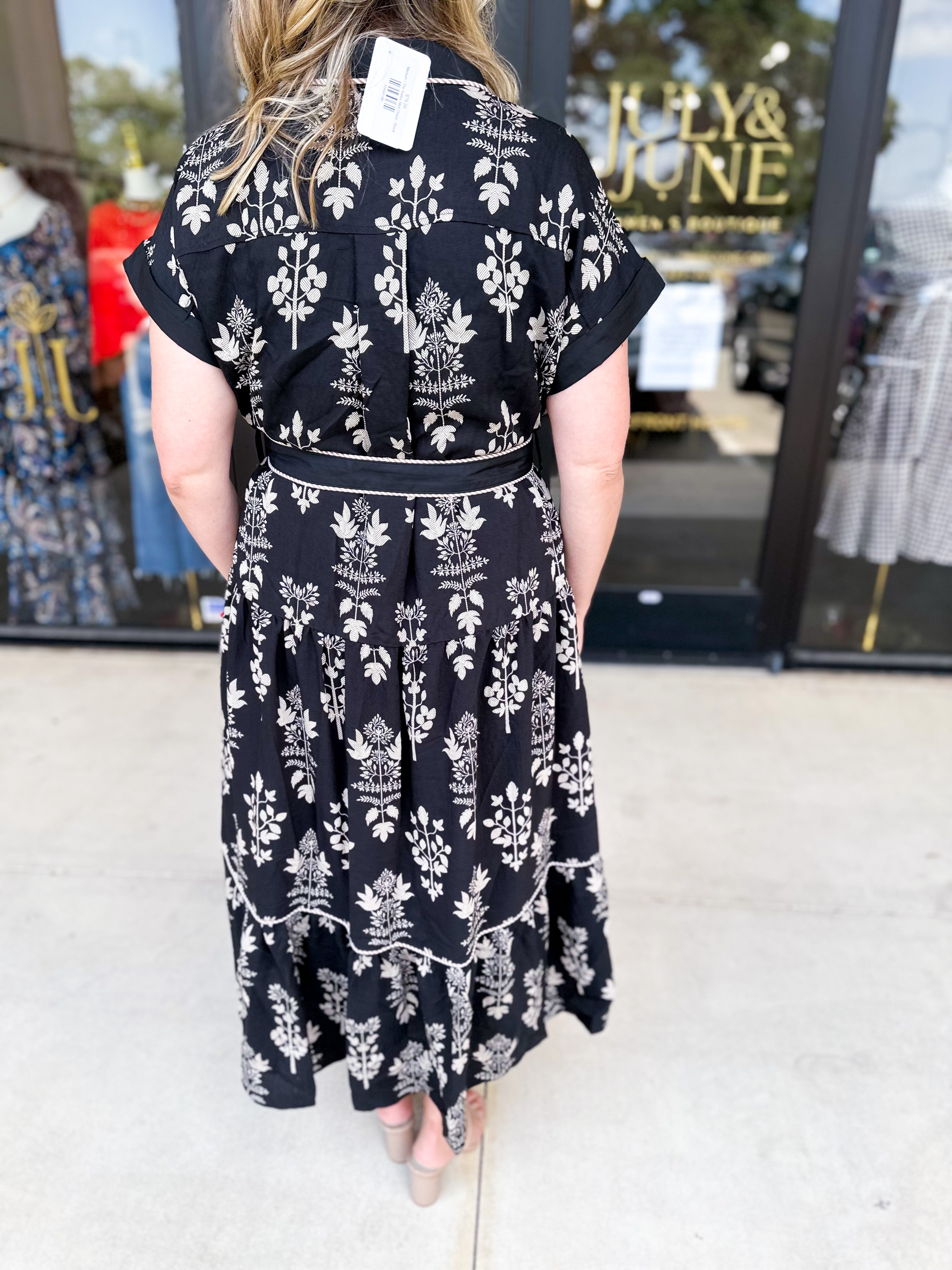 The Kailey Midi Dress - Black-500 Midi-ENTRO-July & June Women's Fashion Boutique Located in San Antonio, Texas