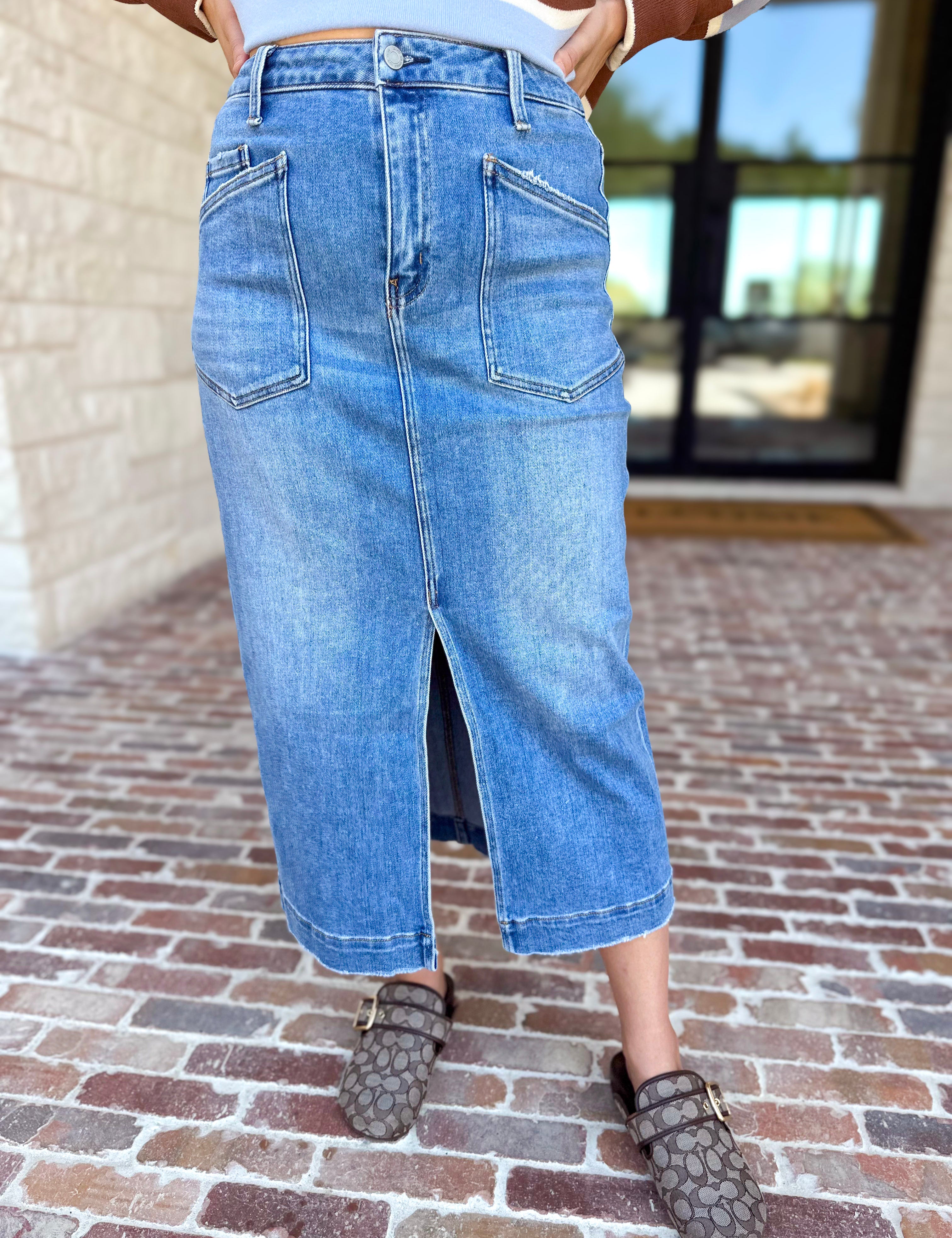 Vervet - Patch Pocket Denim Midi Skirt-410 Shorts/Skirts-VEVERT BY FLYING MONKEY-July & June Women's Fashion Boutique Located in San Antonio, Texas