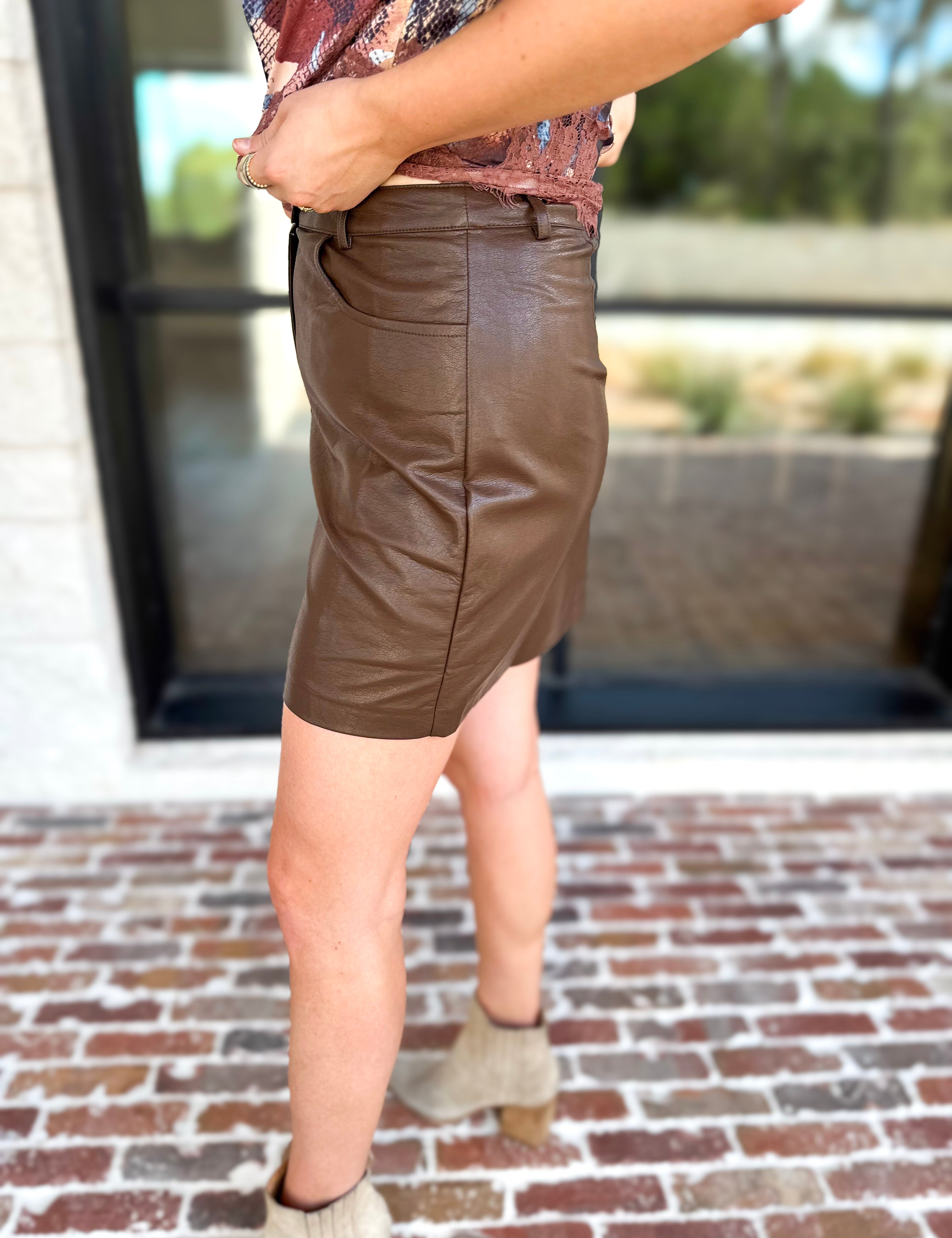 Faux Leather Mini Skirt - Chocolate-410 Shorts/Skirts-SKIES ARE BLUE-July & June Women's Fashion Boutique Located in San Antonio, Texas