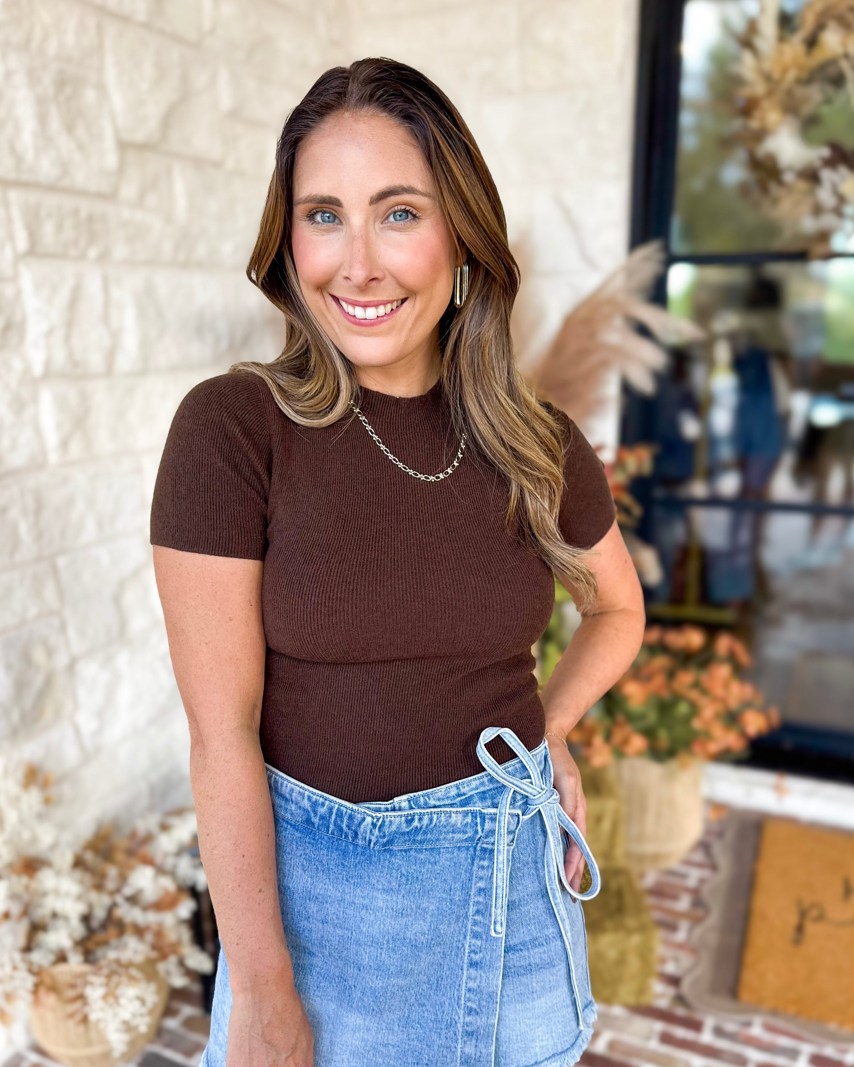 Mock Neck Soft Fitted Sweater Top - Dark Brown-230 Sweaters/Cardis-SKIES ARE BLUE-July & June Women's Fashion Boutique Located in San Antonio, Texas