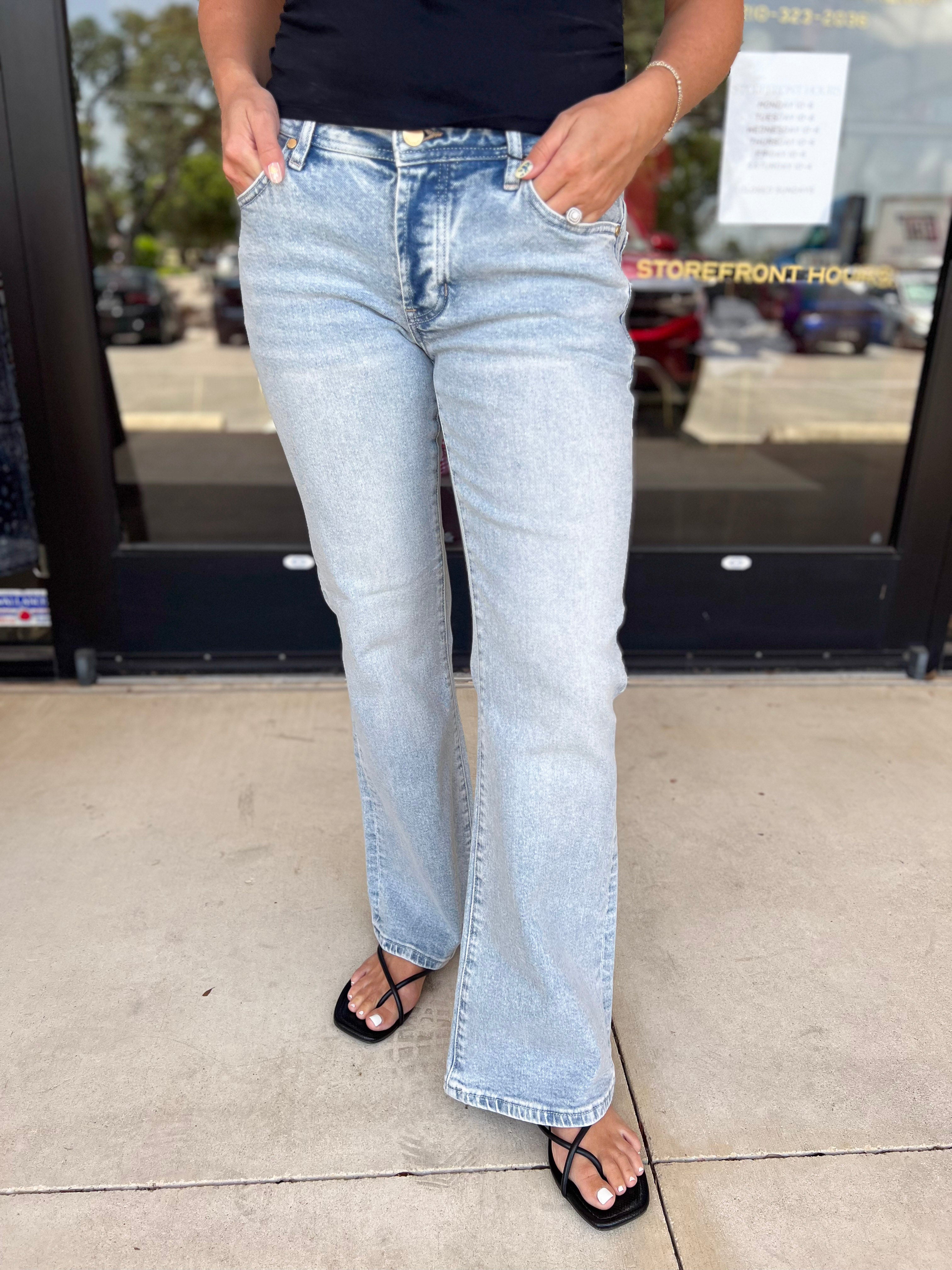 Liverpool- Low Rise Light Wash Flare Jeans-420 Denim-LIVERPOOL JEANS COMPANY-July & June Women's Fashion Boutique Located in San Antonio, Texas