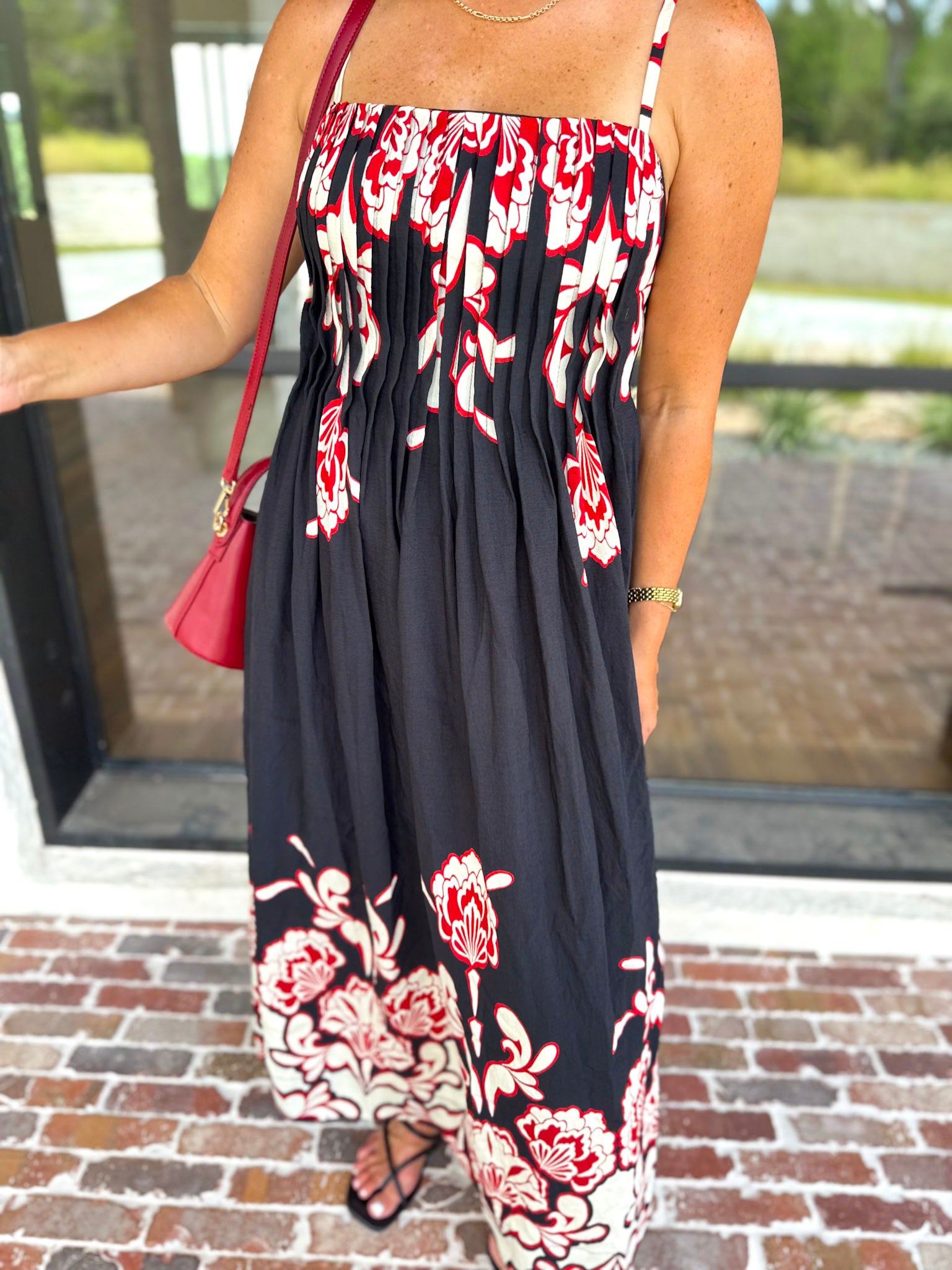 Floral Pleated Midi Dress - Black-500 Midi-ENTRO-July & June Women's Fashion Boutique Located in San Antonio, Texas