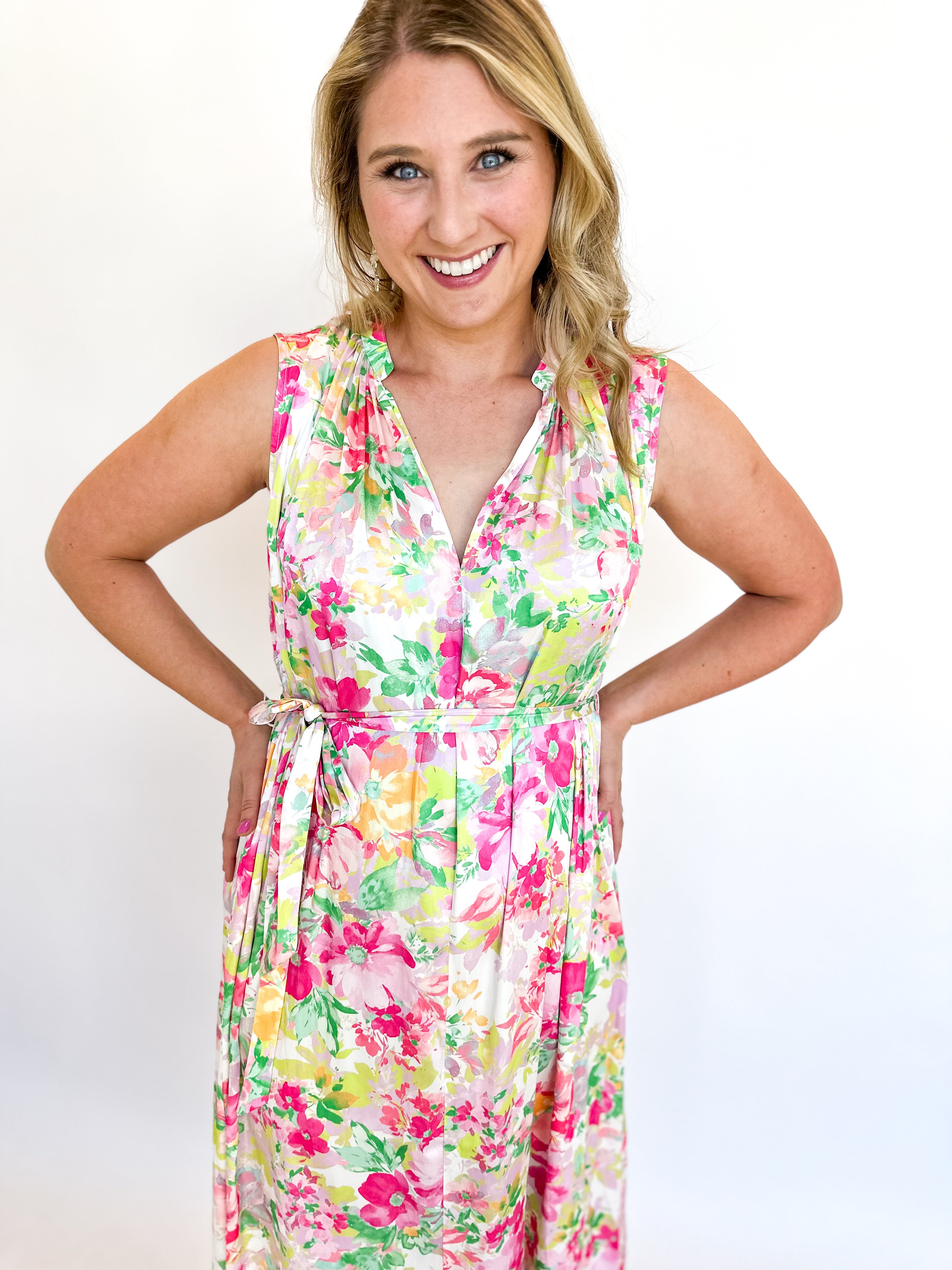 Floral Paradise Midi Dress-500 Midi-CURRENT AIR CLOTHING-July & June Women's Fashion Boutique Located in San Antonio, Texas