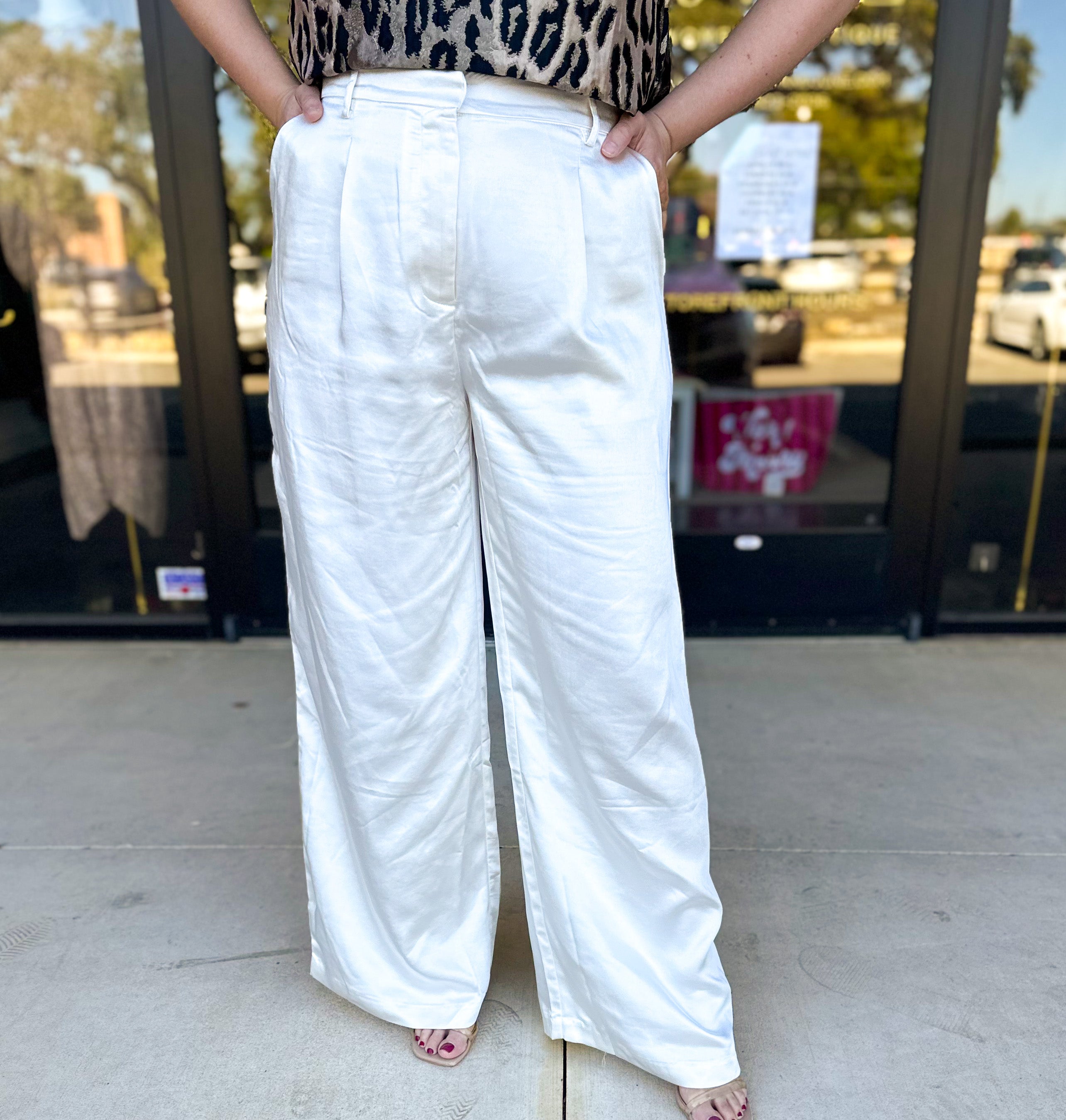 Chic Stain Trouser Pant - Cream-400 Pants-SKIES ARE BLUE-July & June Women's Fashion Boutique Located in San Antonio, Texas