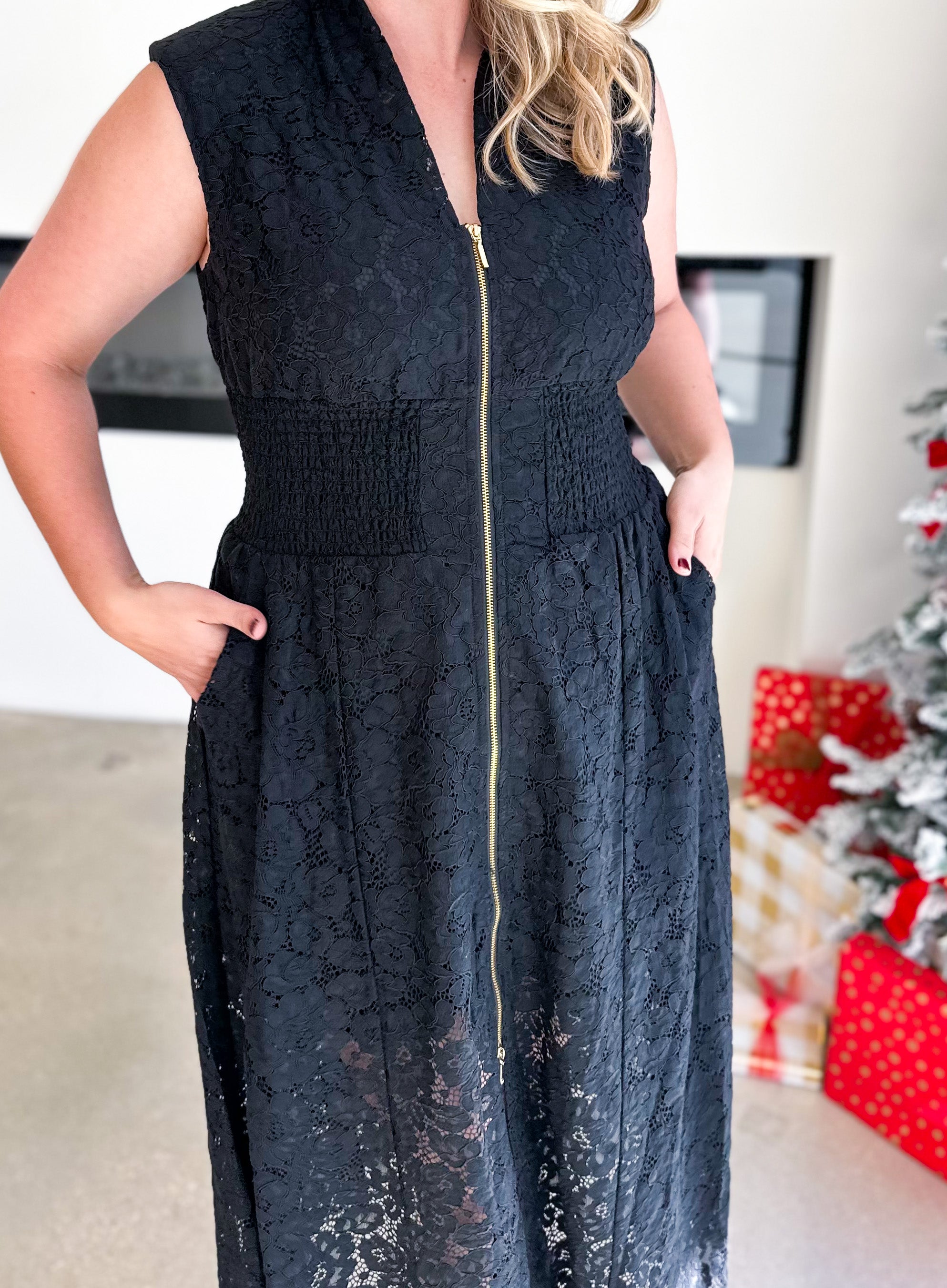 Elegant Lace Midi Dress - Black-500 Midi-FATE-July & June Women's Fashion Boutique Located in San Antonio, Texas