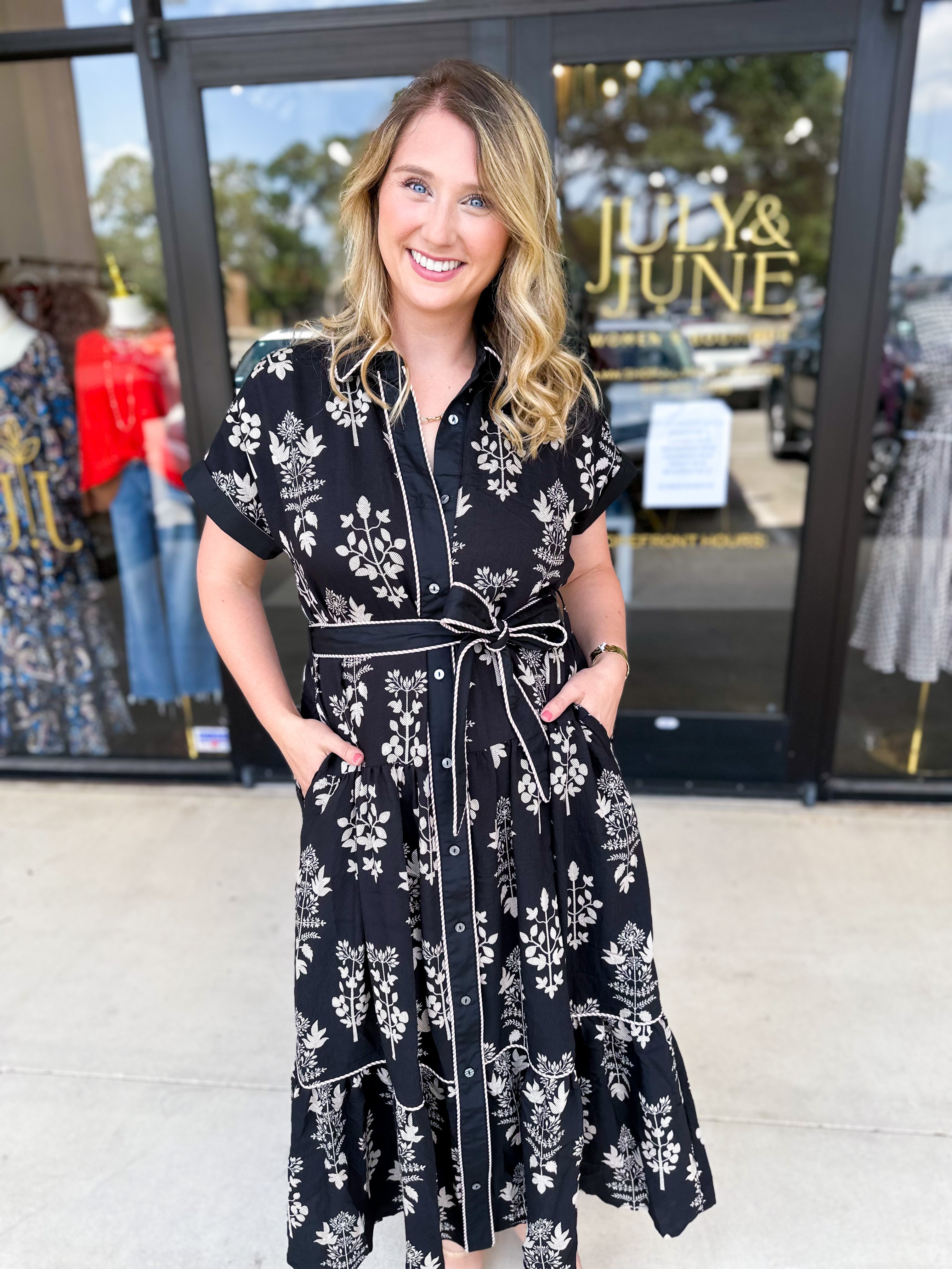 The Kailey Midi Dress - Black-500 Midi-ENTRO-July & June Women's Fashion Boutique Located in San Antonio, Texas