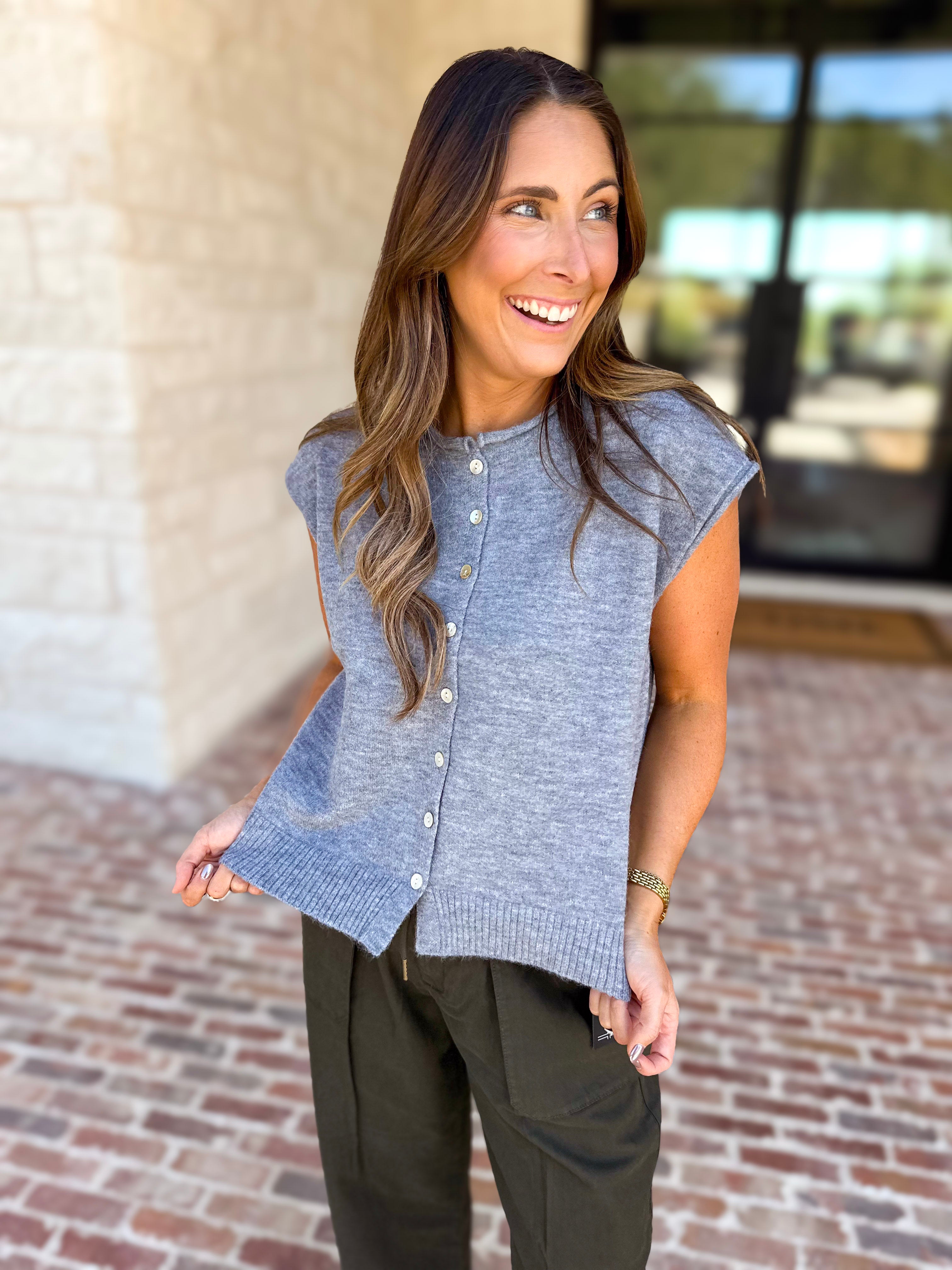 Short Sleeve Everyday Cardigan - Heather Gray-230 Sweaters/Cardis-DOUBLE ZERO-July & June Women's Fashion Boutique Located in San Antonio, Texas