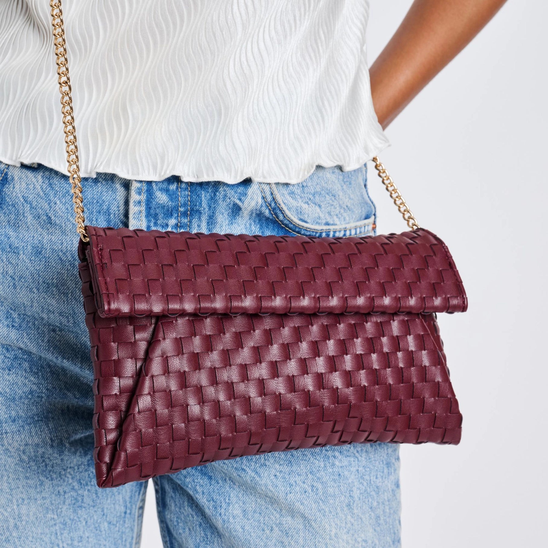 Priscilla Woven Clutch - Wine-130 ACCESSORIES-Moda Luxe-July & June Women's Fashion Boutique Located in San Antonio, Texas