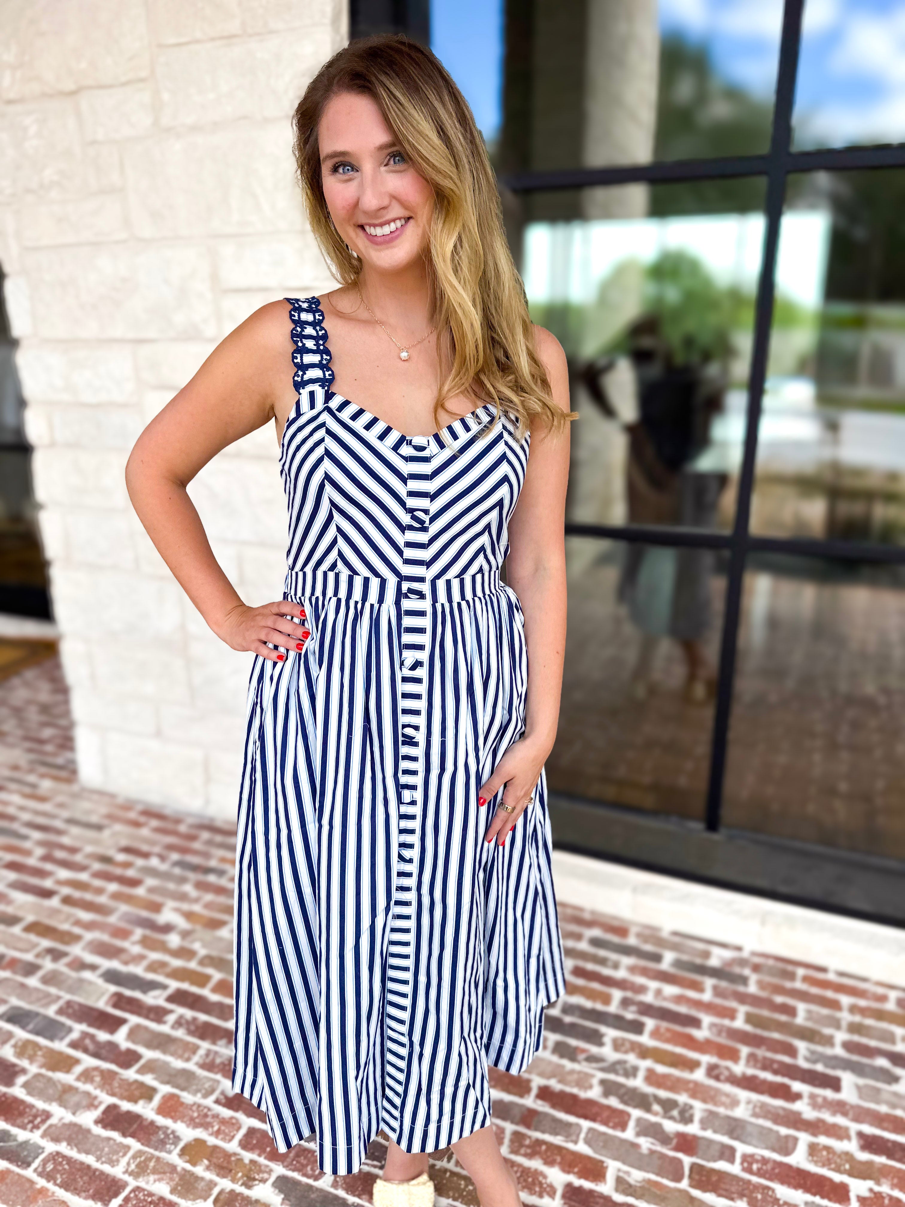 The Harbor Midi Dress - Navy-500 Midi-SKIES ARE BLUE-July & June Women's Fashion Boutique Located in San Antonio, Texas