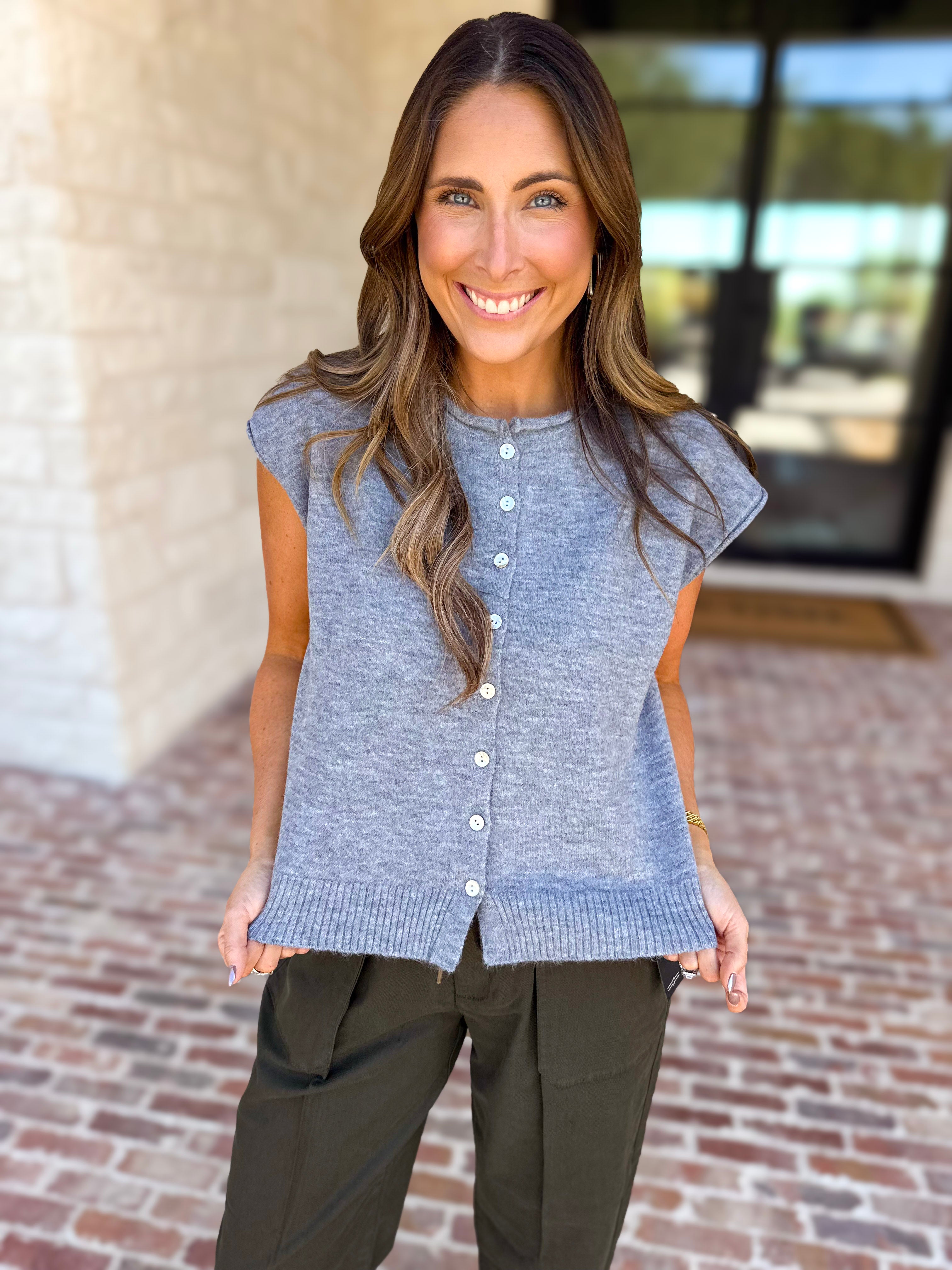 Short Sleeve Everyday Cardigan - Heather Gray-230 Sweaters/Cardis-DOUBLE ZERO-July & June Women's Fashion Boutique Located in San Antonio, Texas