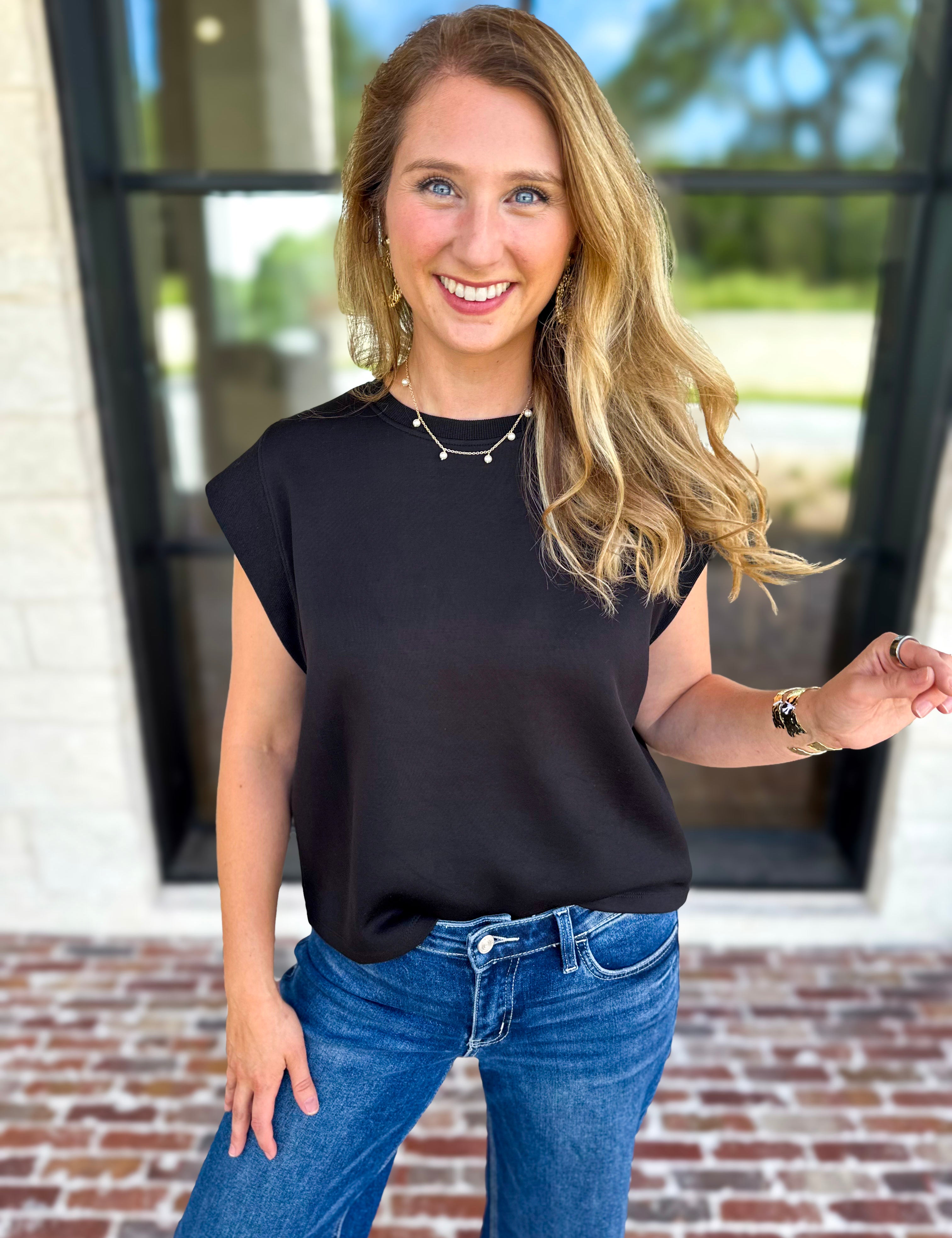 Chic Essentials Top - Black-210 Casual Blouses-ENTRO-July & June Women's Fashion Boutique Located in San Antonio, Texas