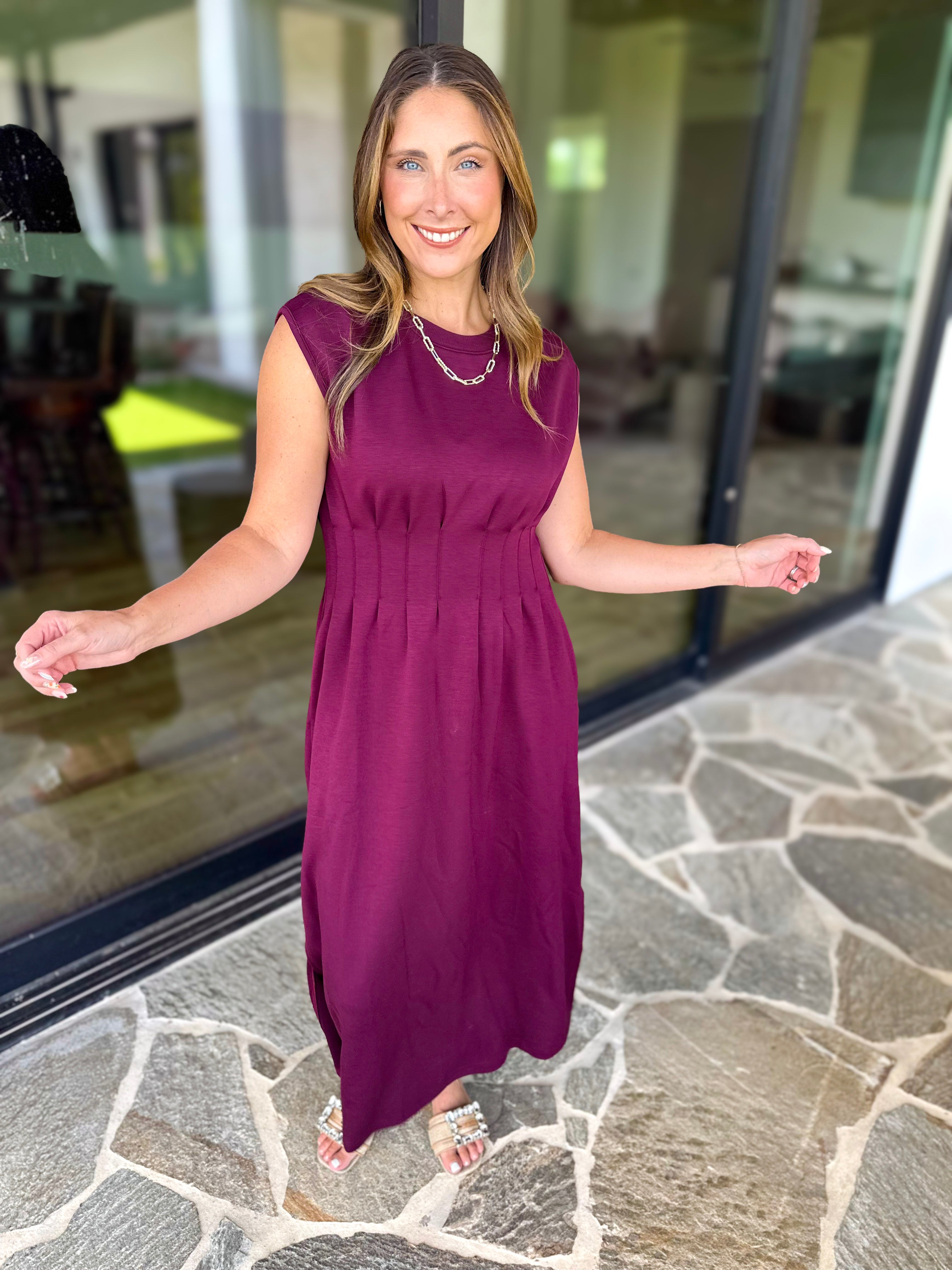 Polished Pin-Tuck Midi Dress - Burgundy-500 Midi-ENTRO-July & June Women's Fashion Boutique Located in San Antonio, Texas