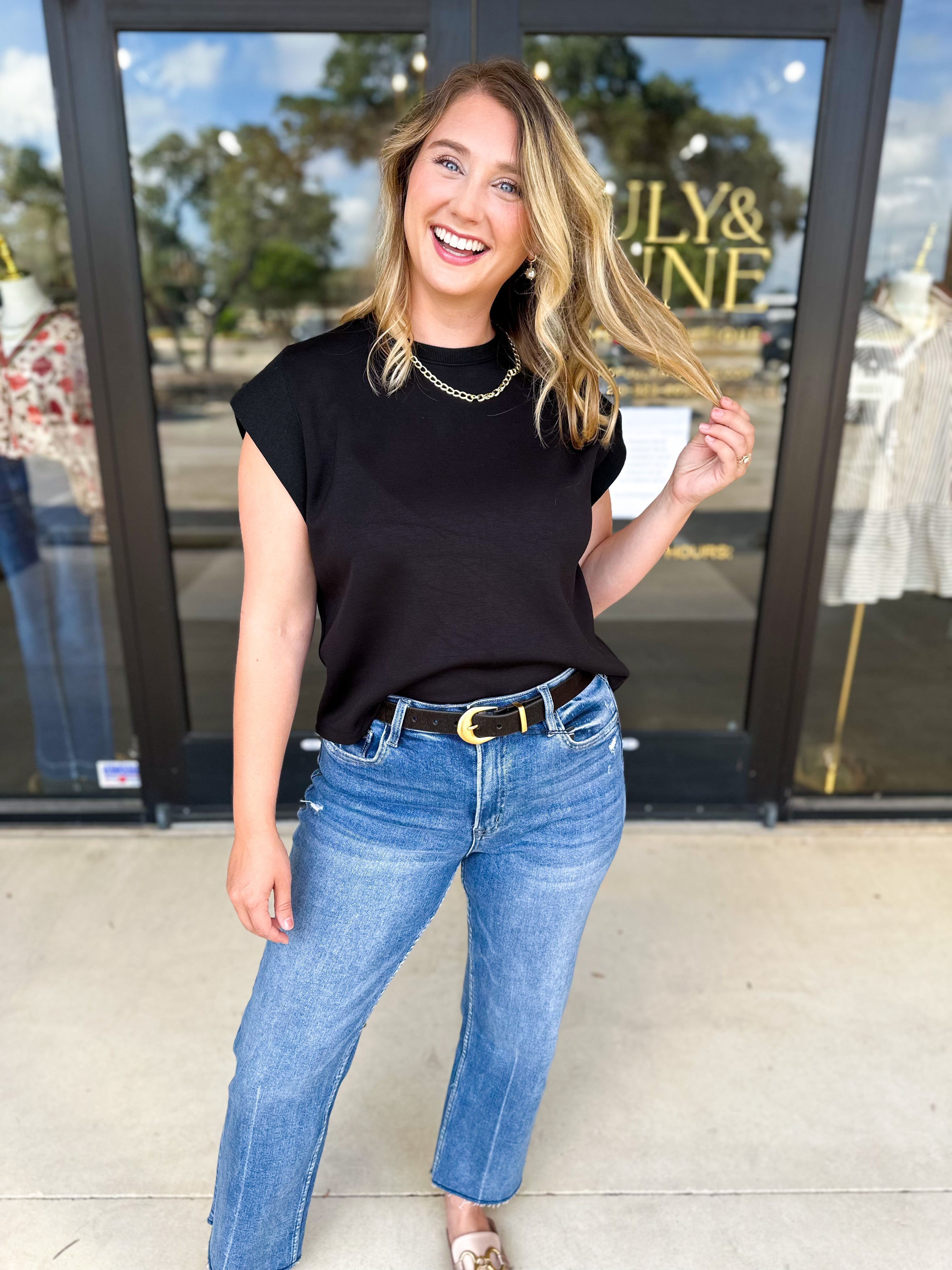 Casual Chic Tee - Black-210 Casual Blouses-ENTRO-July & June Women's Fashion Boutique Located in San Antonio, Texas