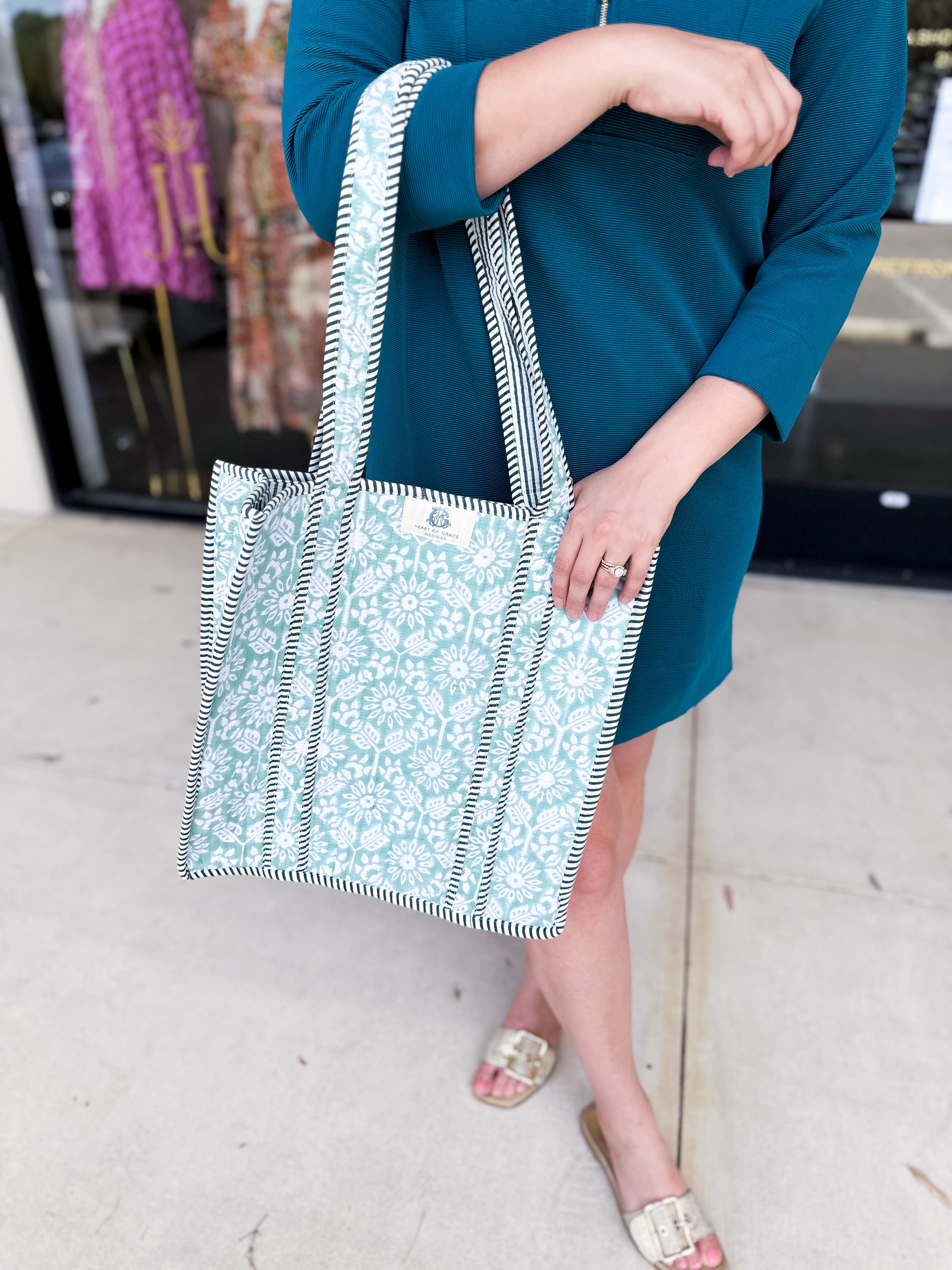 Georgia Quilted Tote Bag-130 ACCESSORIES-HEART OF GRACE-July & June Women's Fashion Boutique Located in San Antonio, Texas