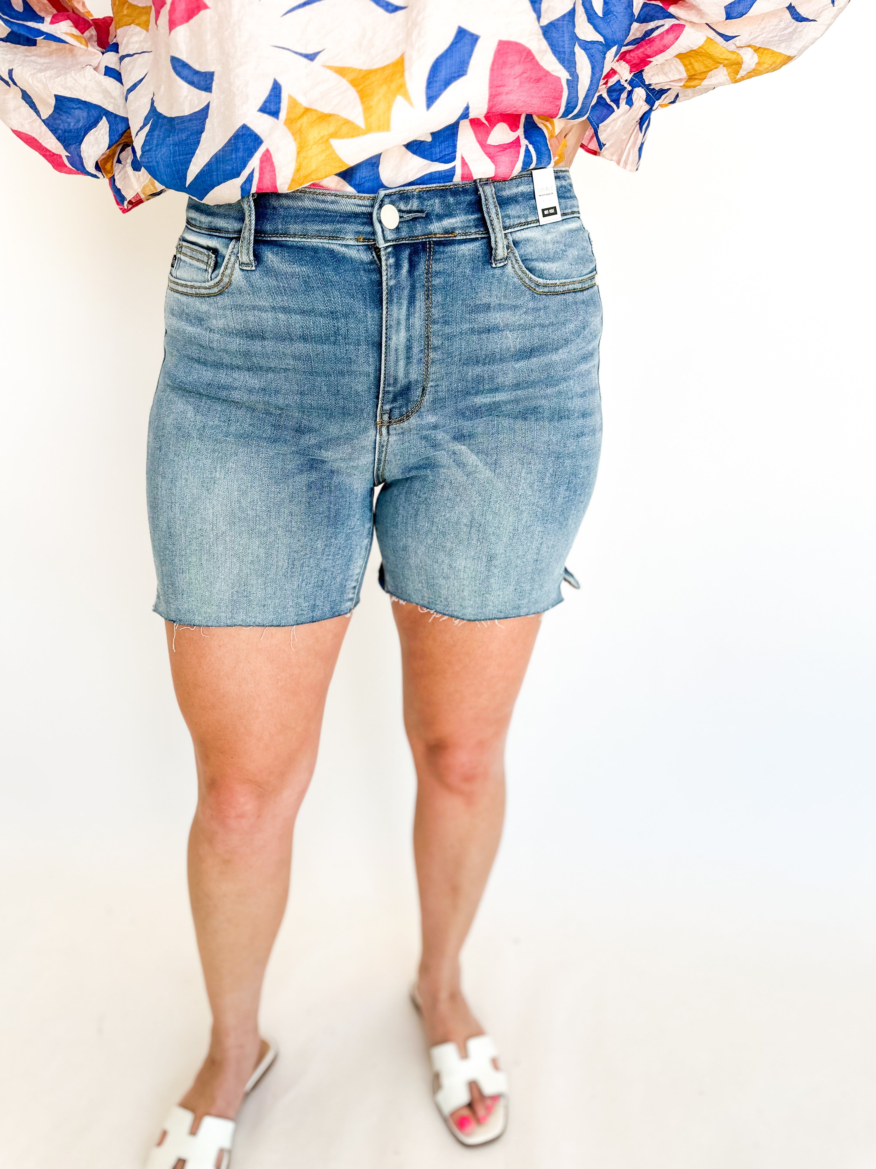 Judy Blue Light Wash Mid Rise Cut Off Shorts-JUDY BLUE-July & June Women's Fashion Boutique Located in San Antonio, Texas