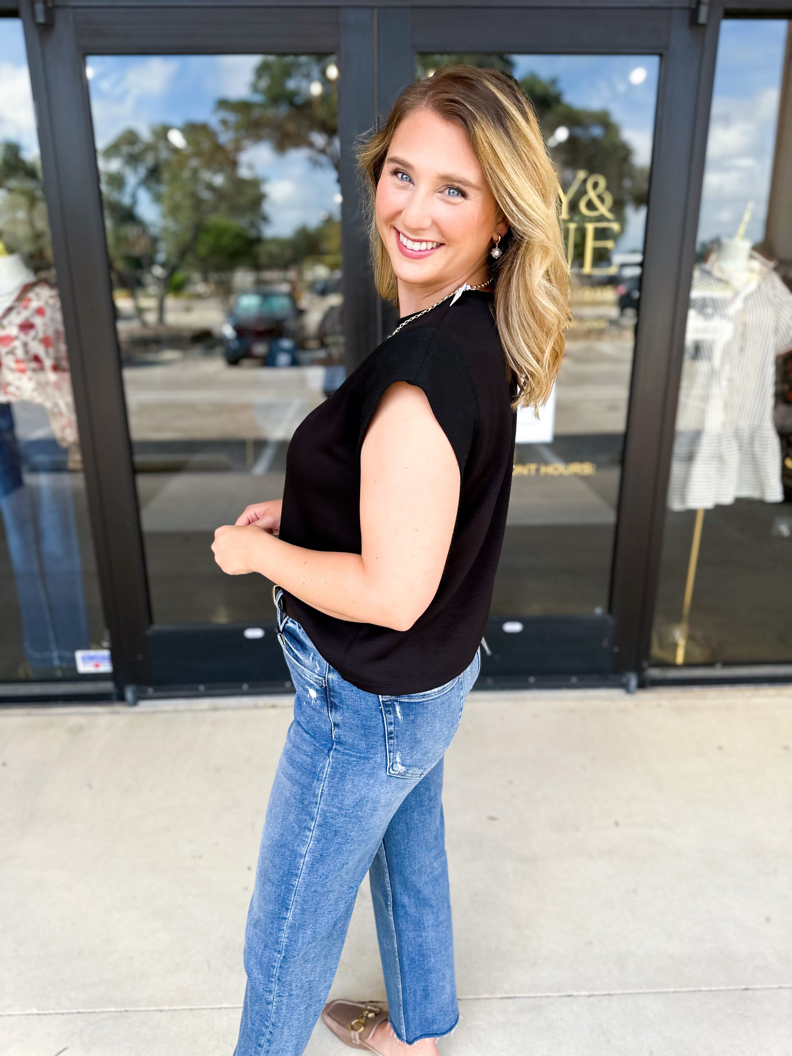 Casual Chic Tee - Black-210 Casual Blouses-ENTRO-July & June Women's Fashion Boutique Located in San Antonio, Texas